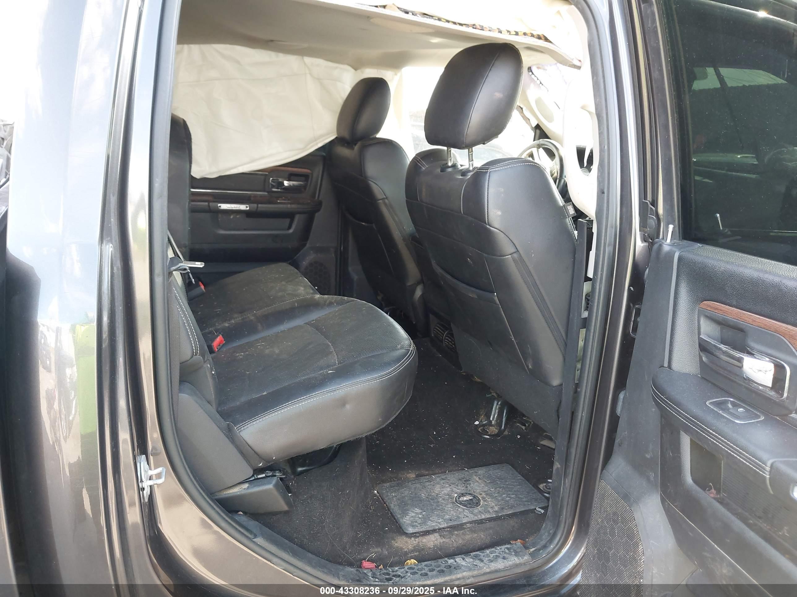RAM 2500 image 8