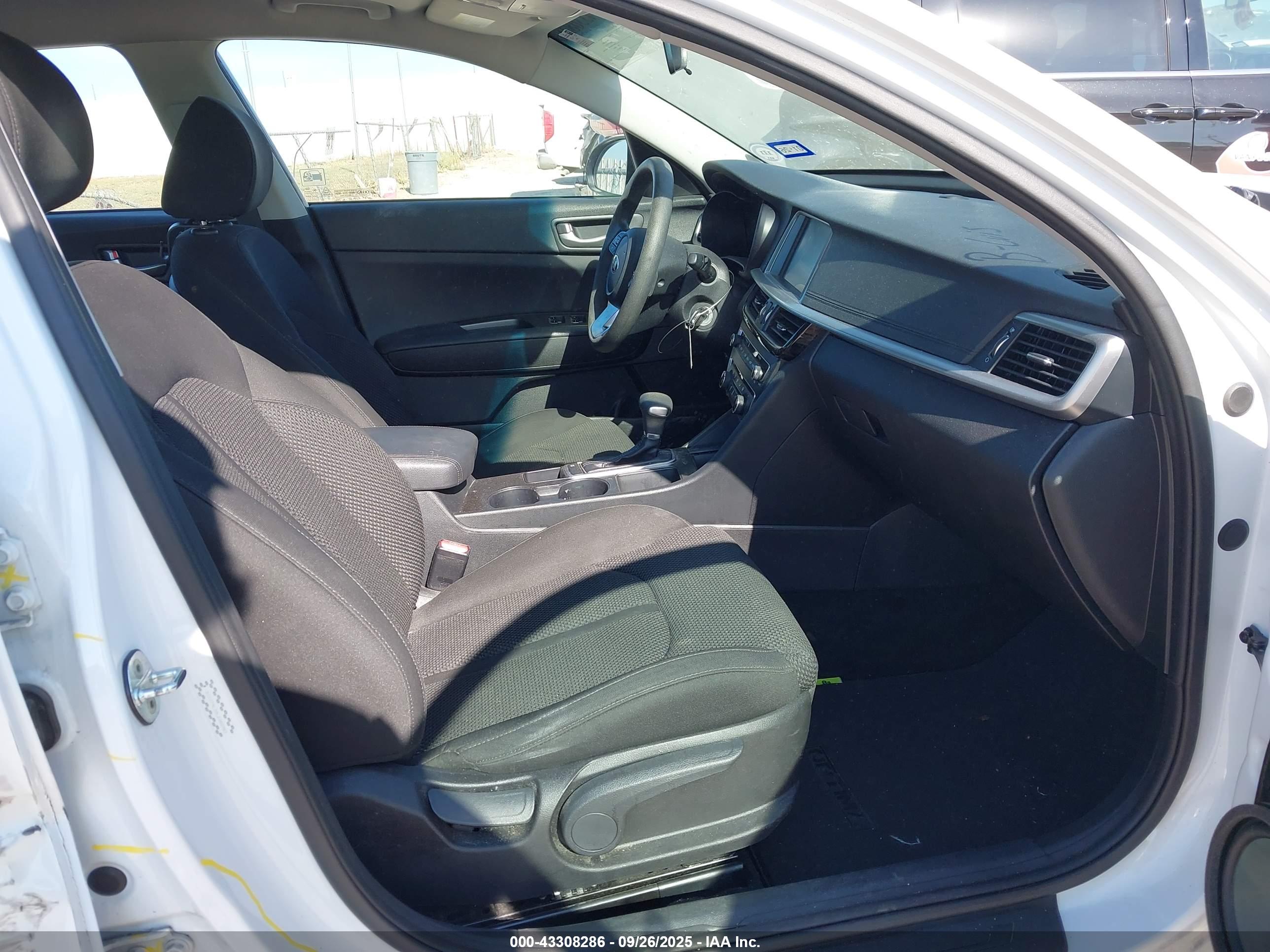 KIA OPTIMA image 5