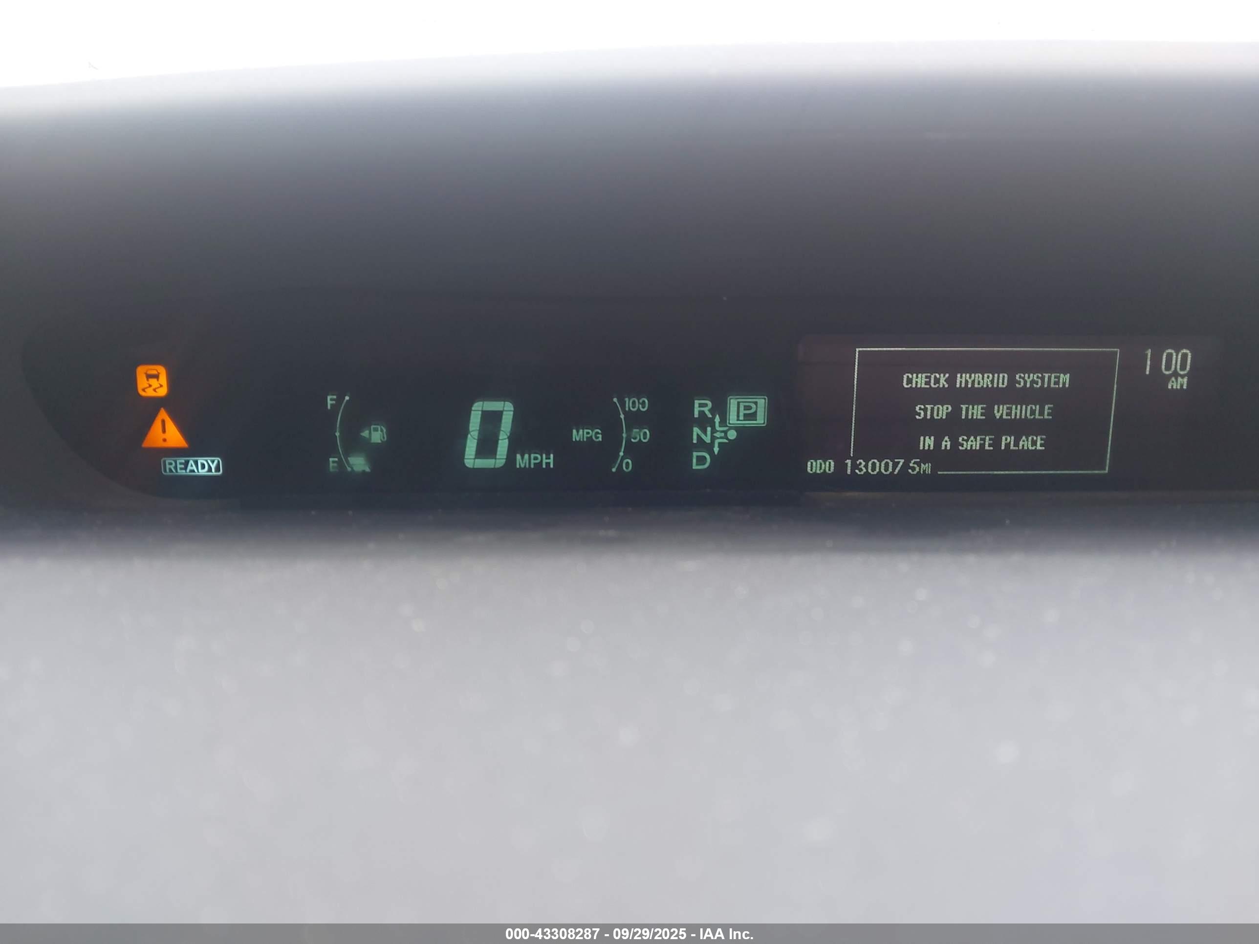 TOYOTA PRIUS image 7