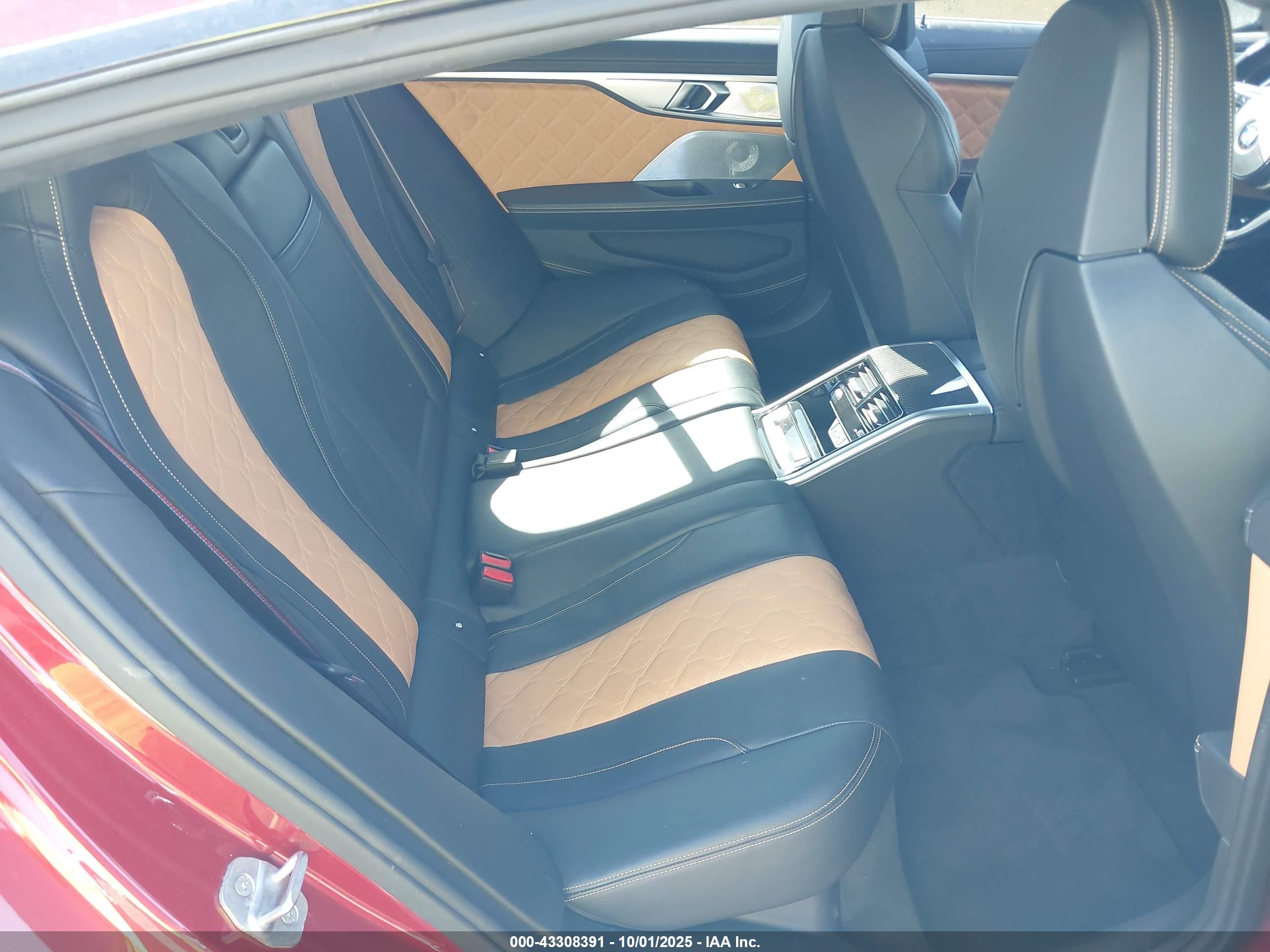 BMW M8 image 8
