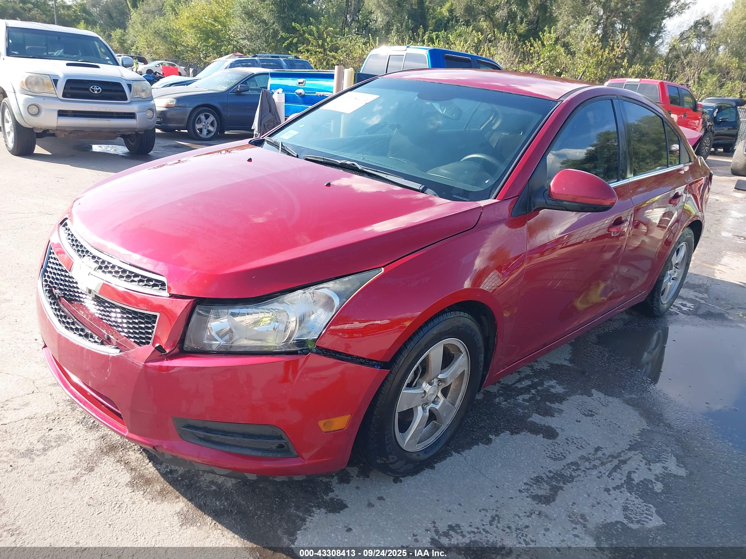 CHEVROLET CRUZE image 2
