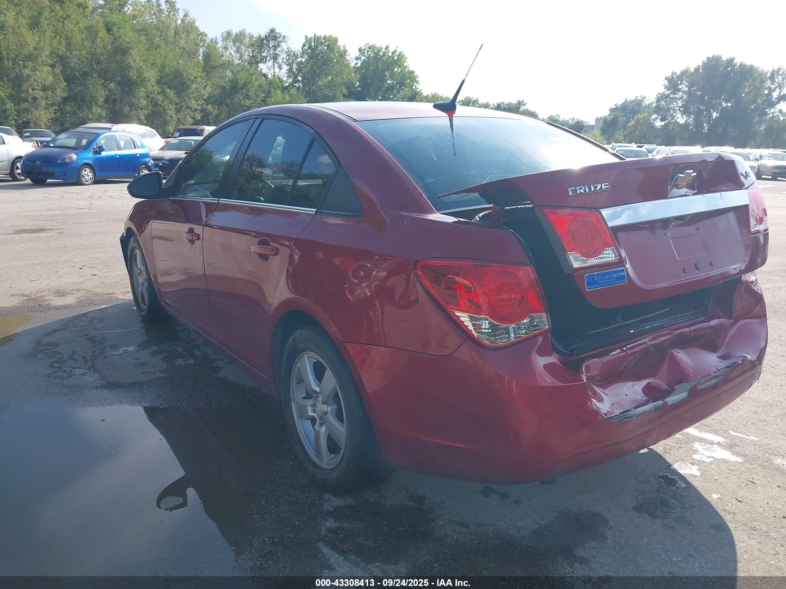 CHEVROLET CRUZE image 3