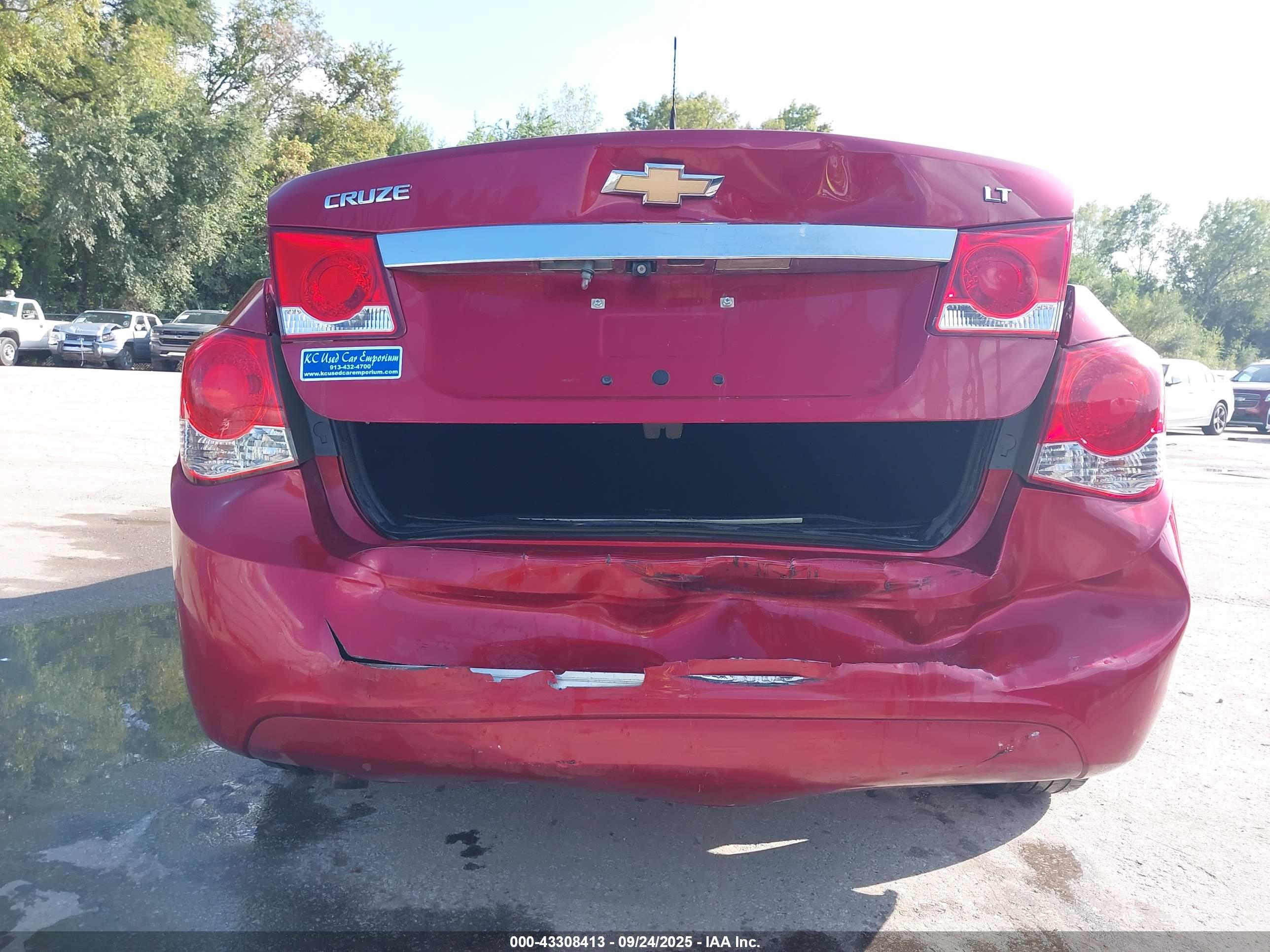 CHEVROLET CRUZE image 6