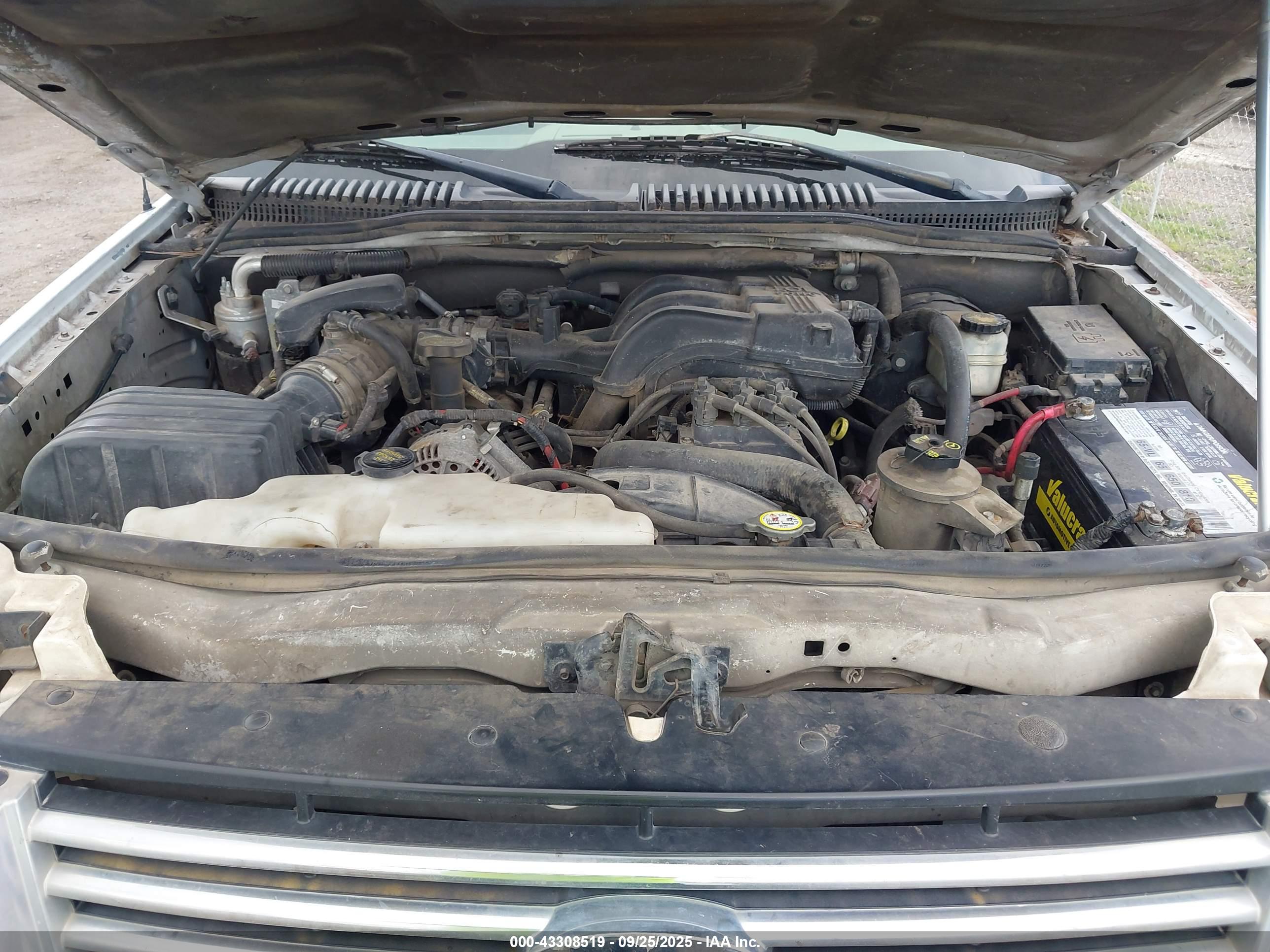 FORD EXPLORER image 10