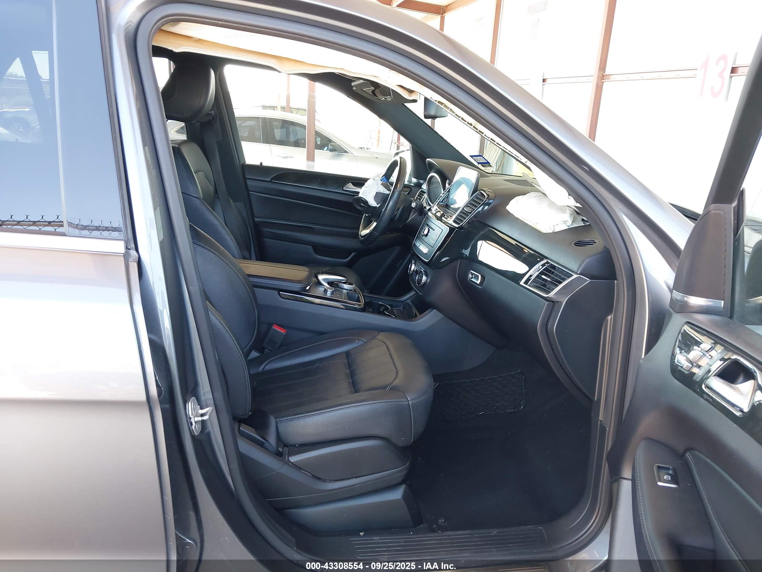 MERCEDES-BENZ GLE image 5