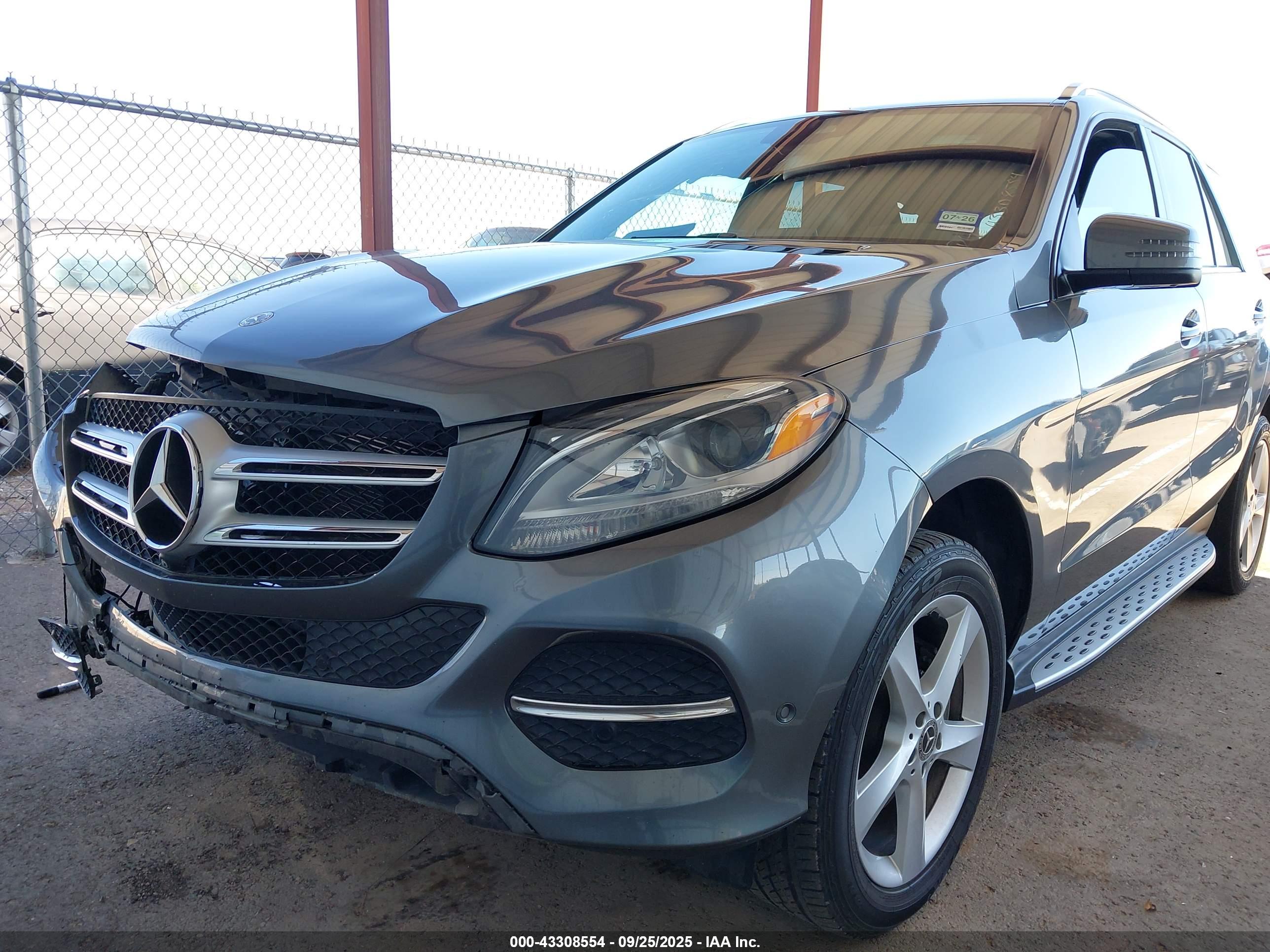 MERCEDES-BENZ GLE image 6