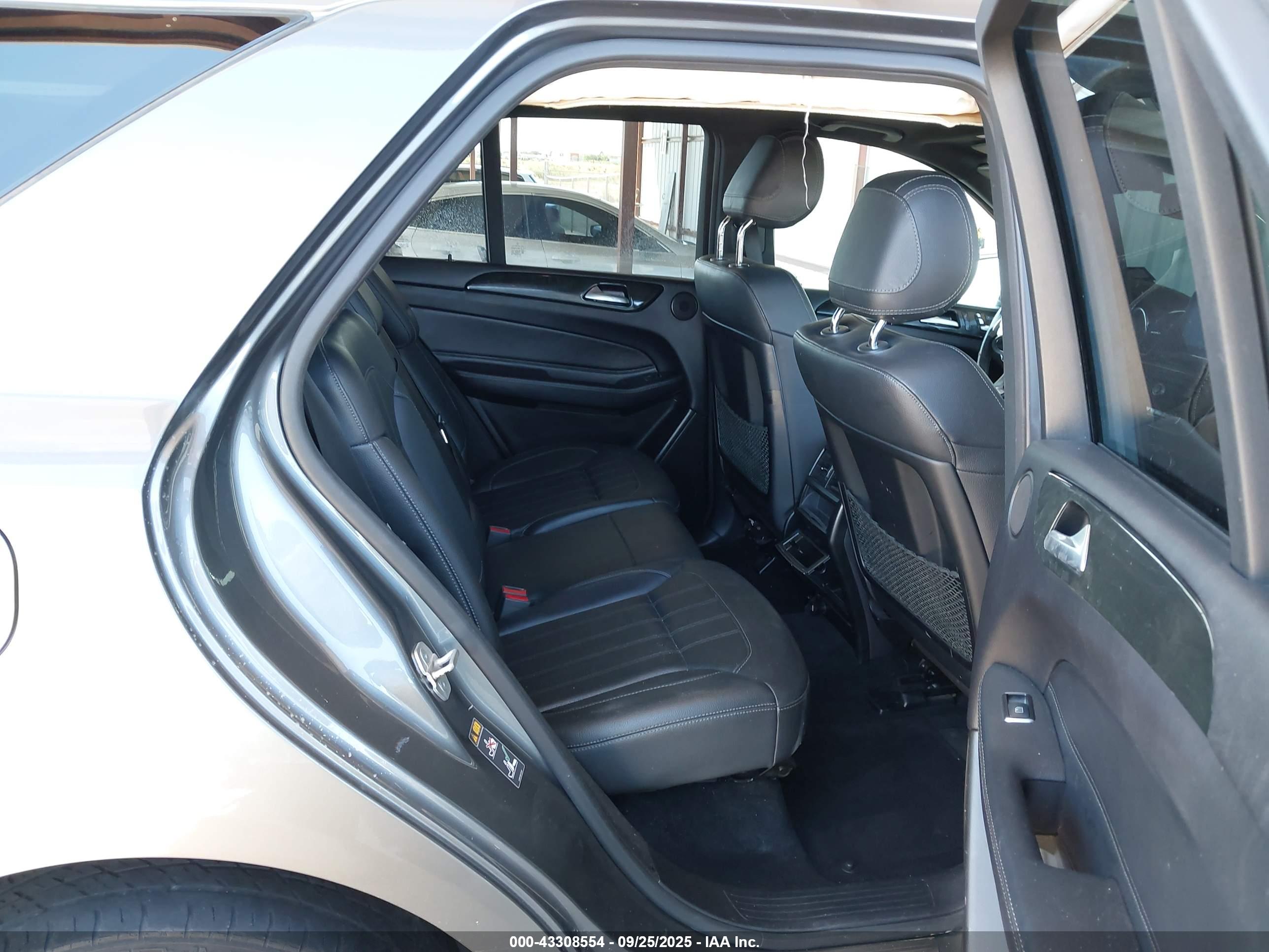 MERCEDES-BENZ GLE image 8