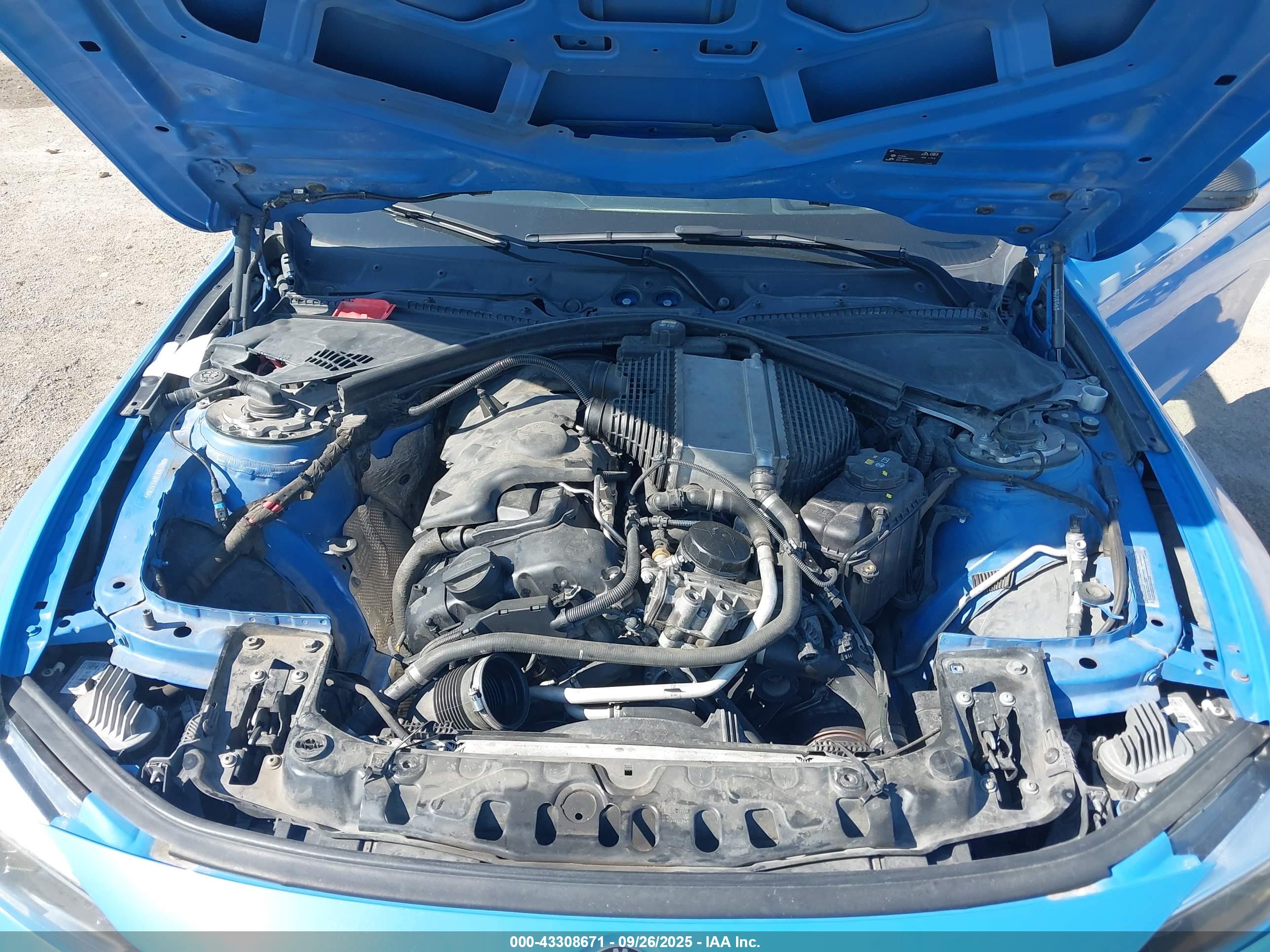 BMW M4 image 10