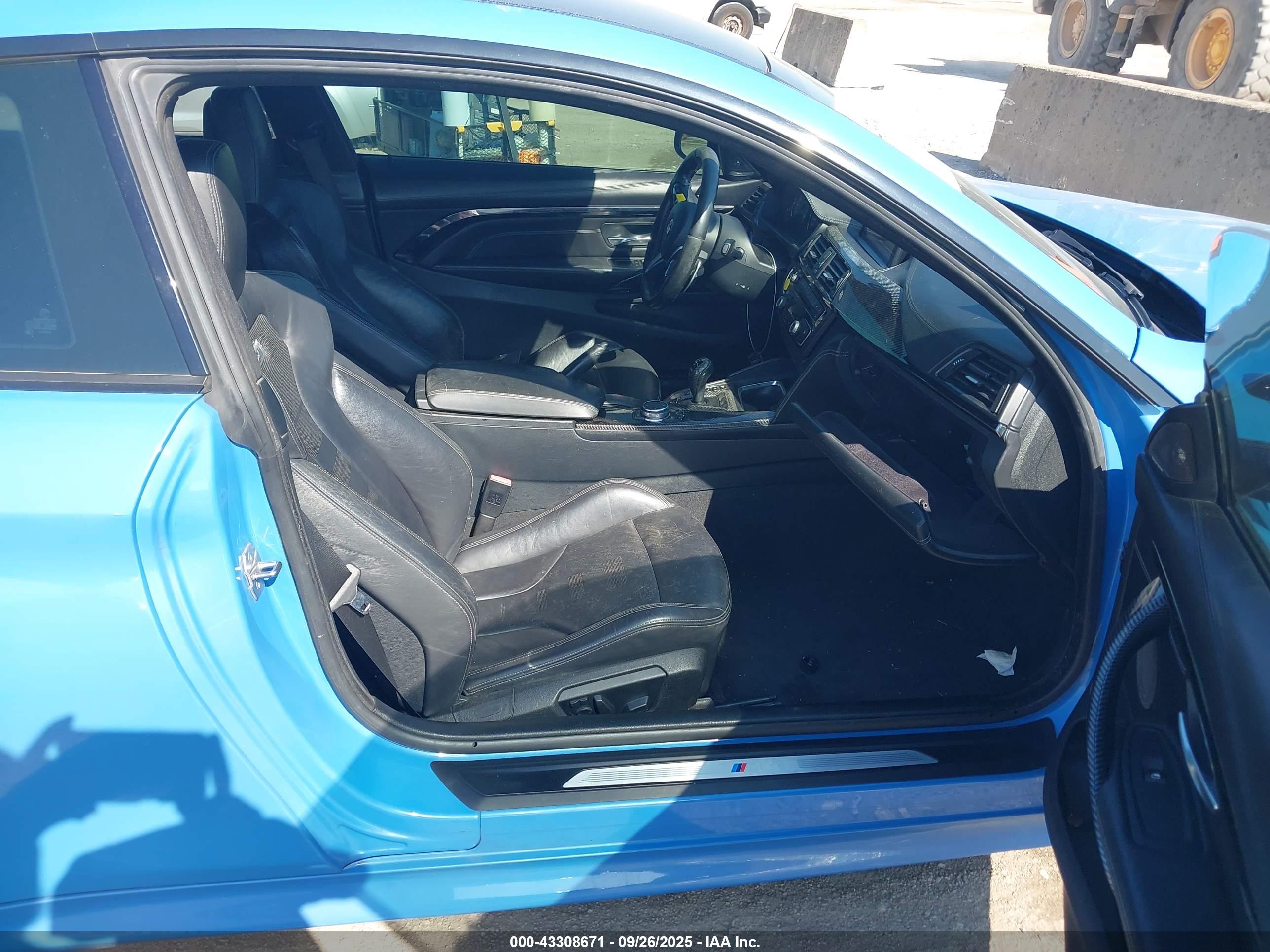 BMW M4 image 5