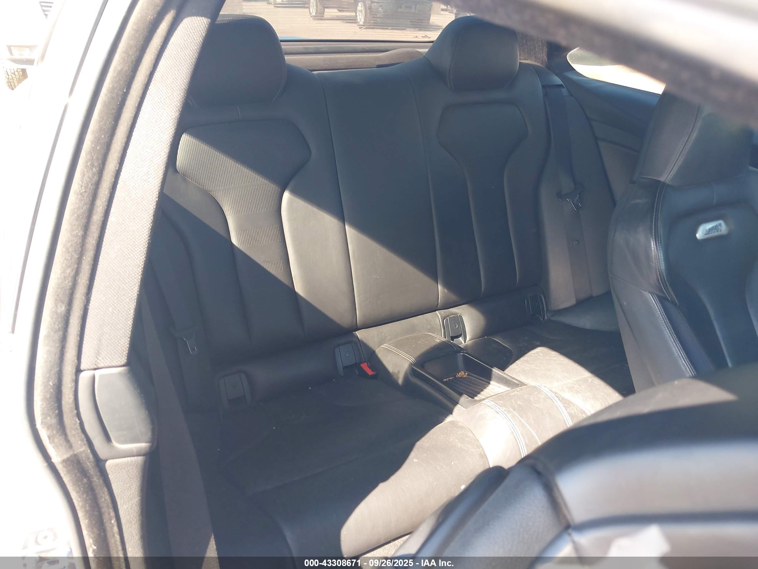 BMW M4 image 8