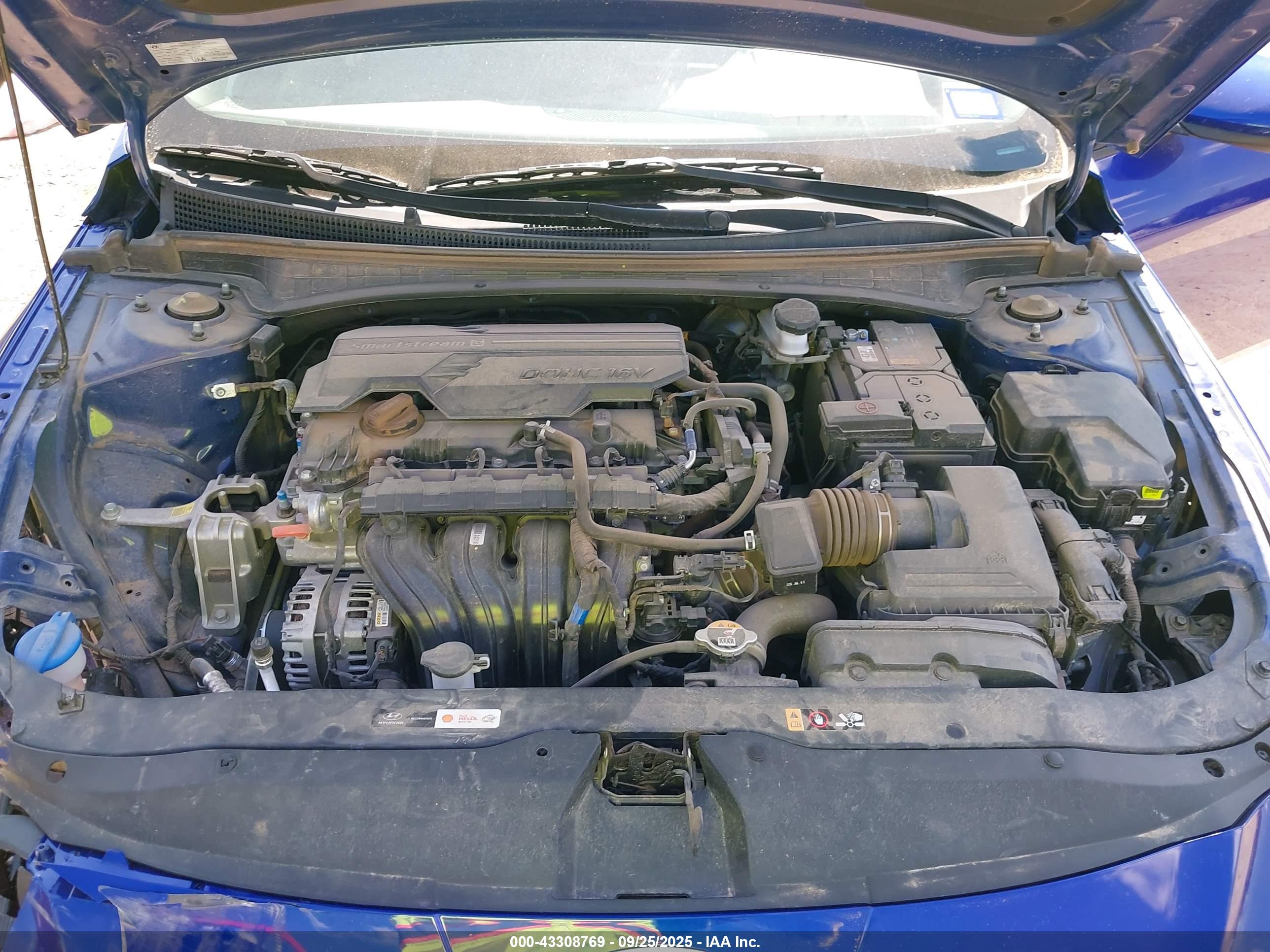 HYUNDAI ELANTRA image 10