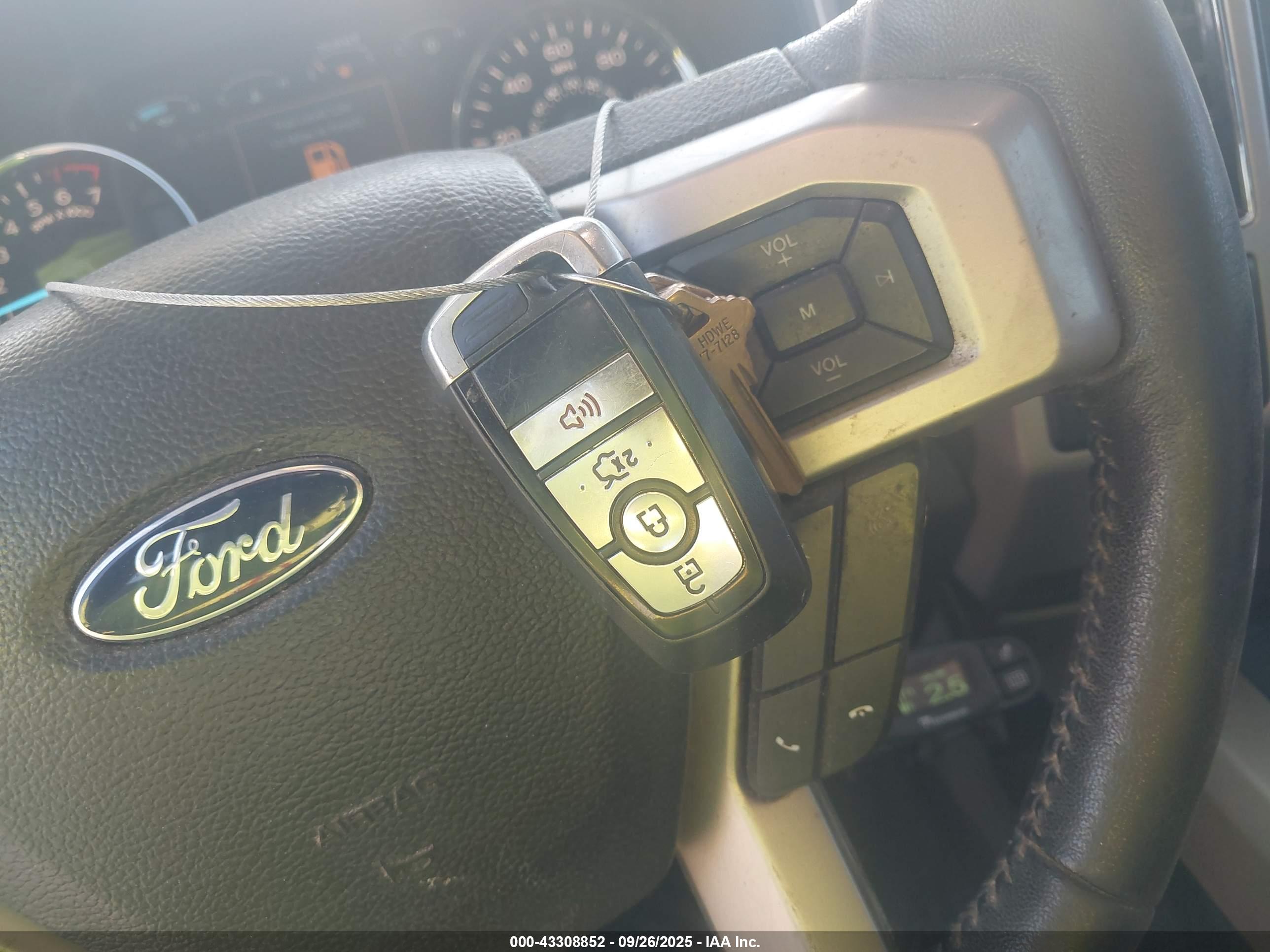 FORD F-150 image 11