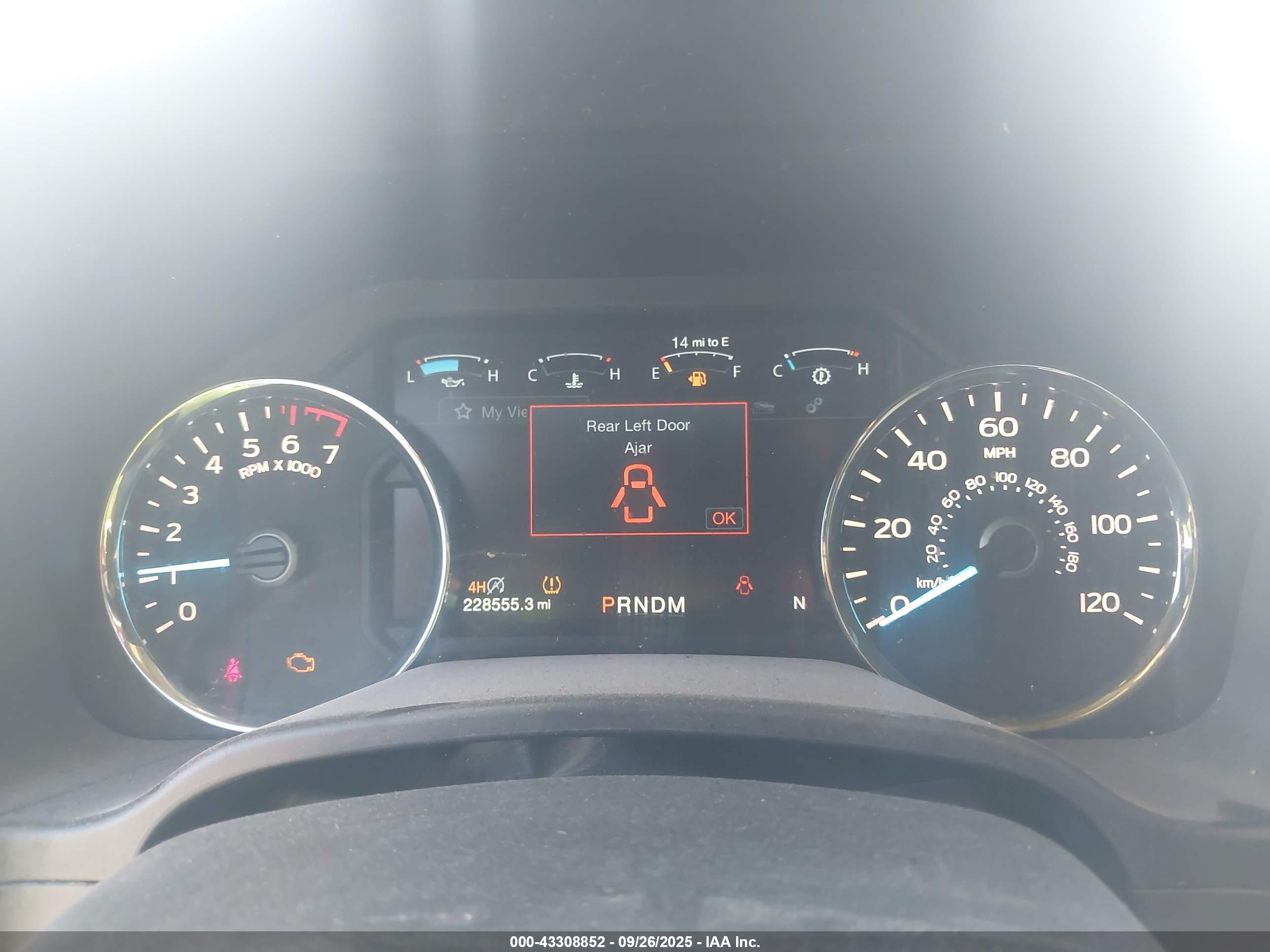 FORD F-150 image 7