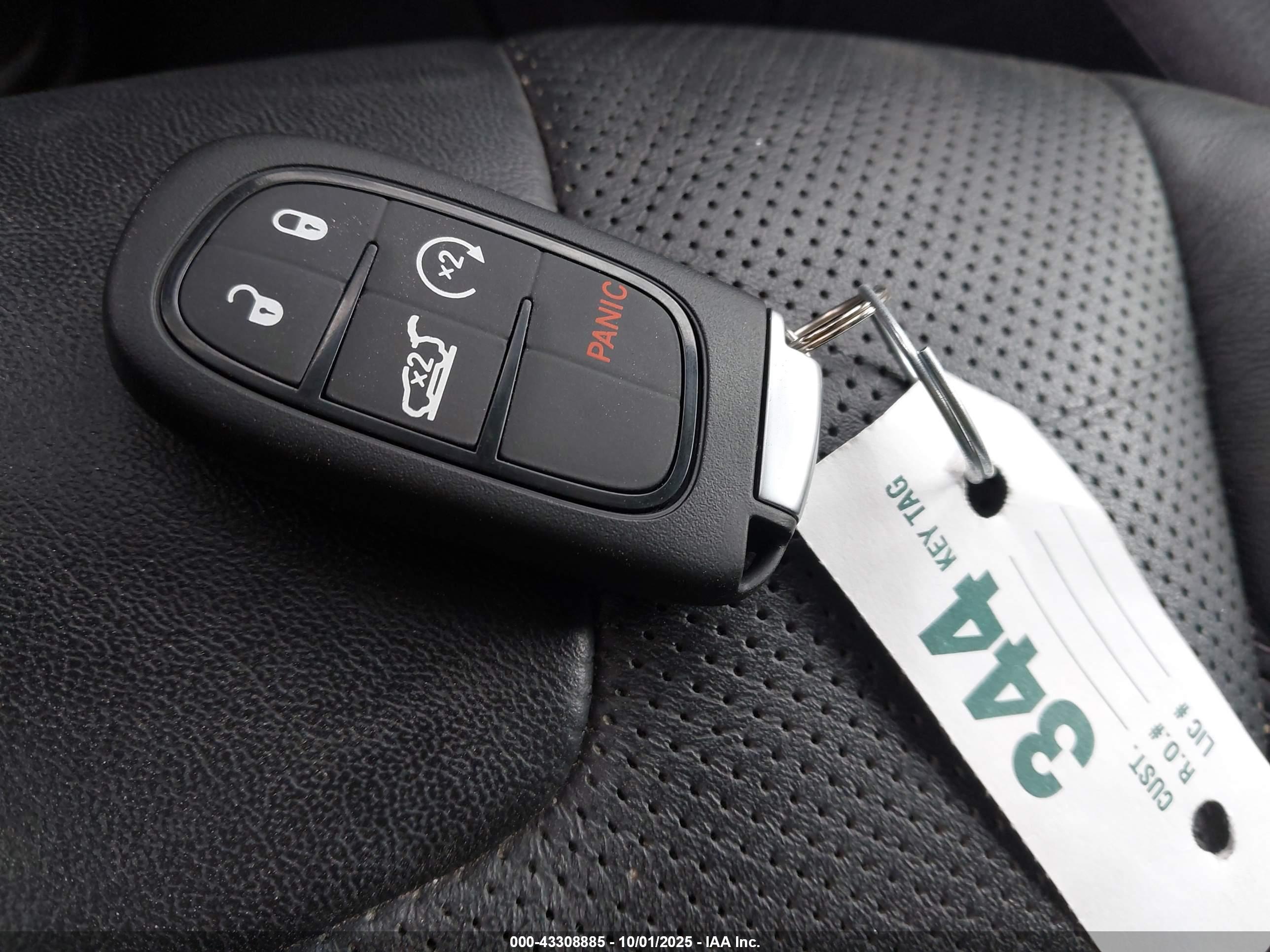 JEEP CHEROKEE image 11