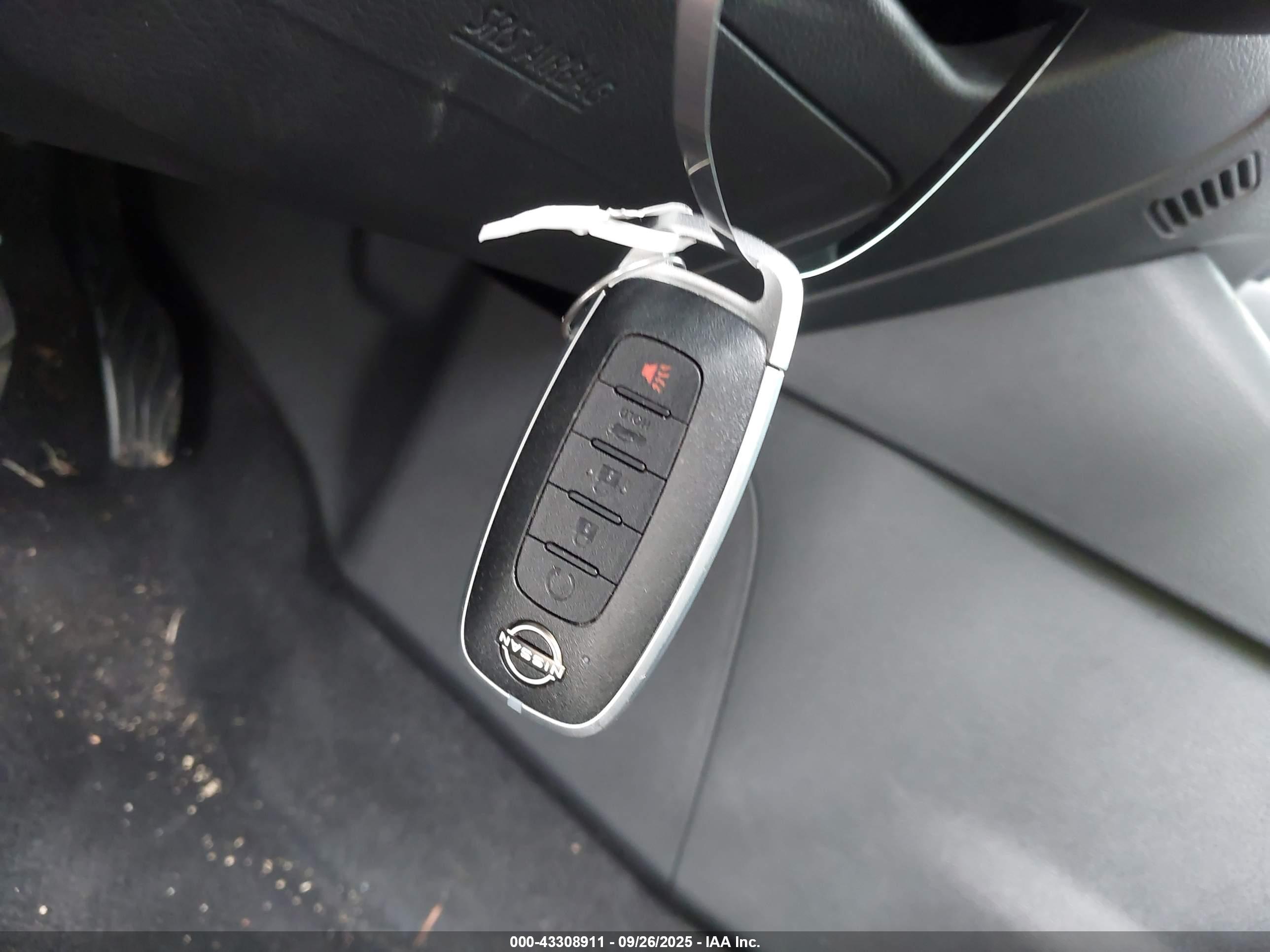 NISSAN SENTRA image 11