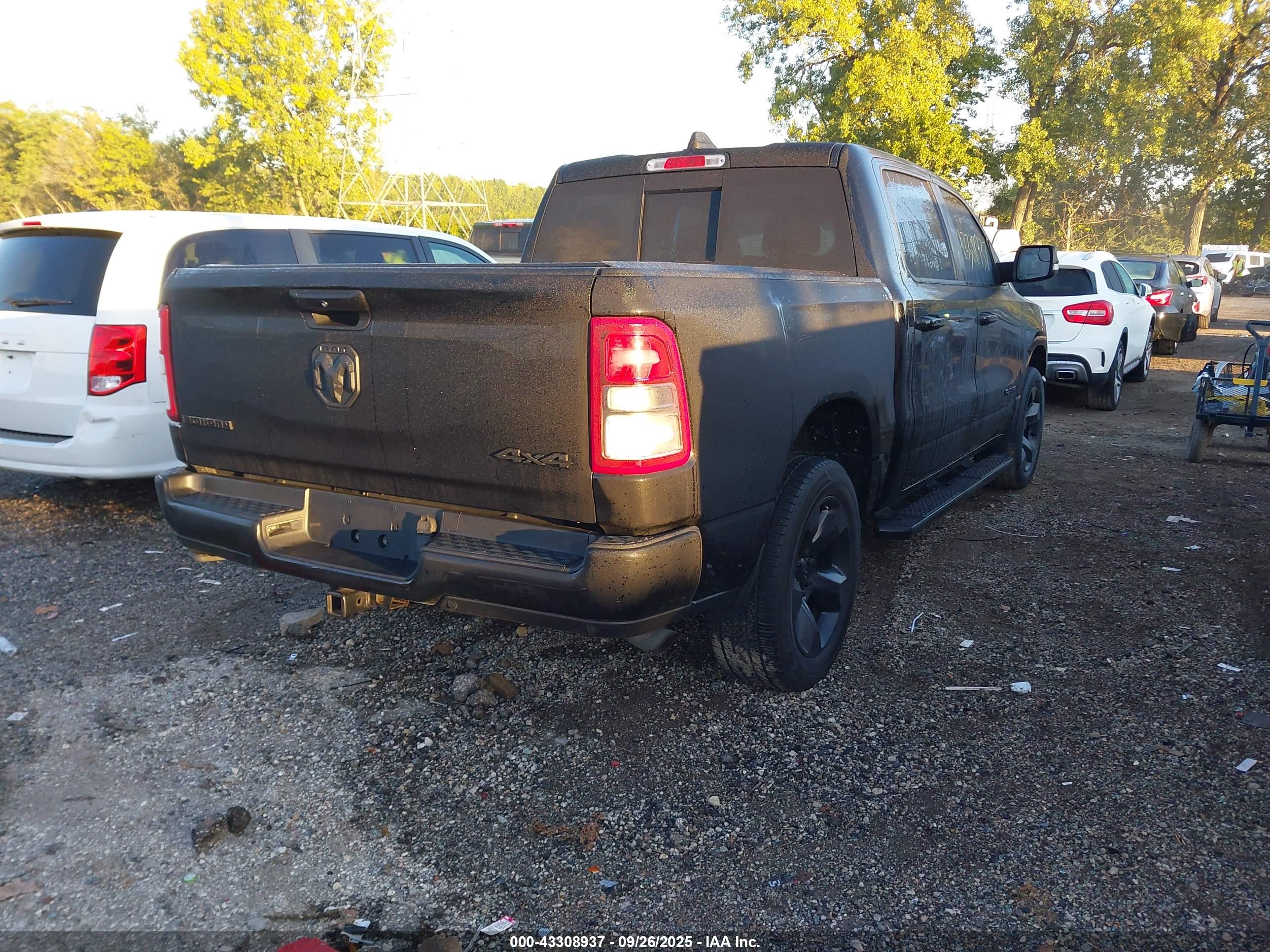 RAM 1500 image 4