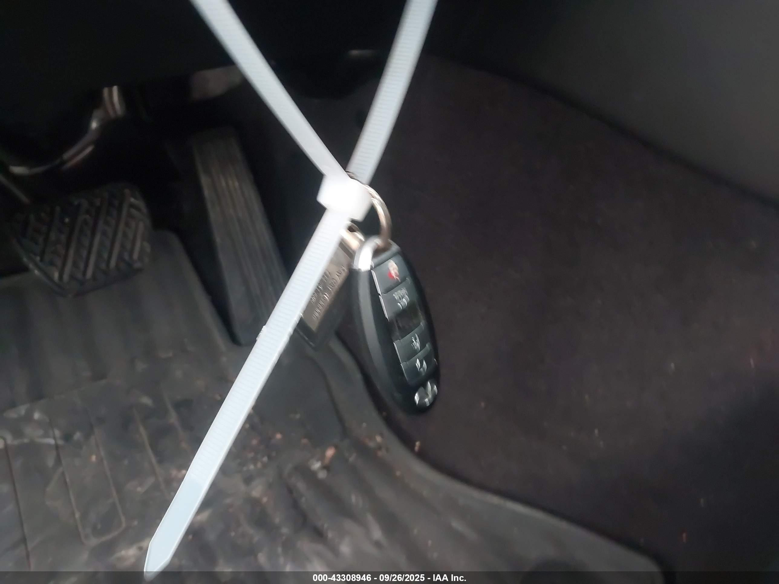 INFINITI Q50 image 11