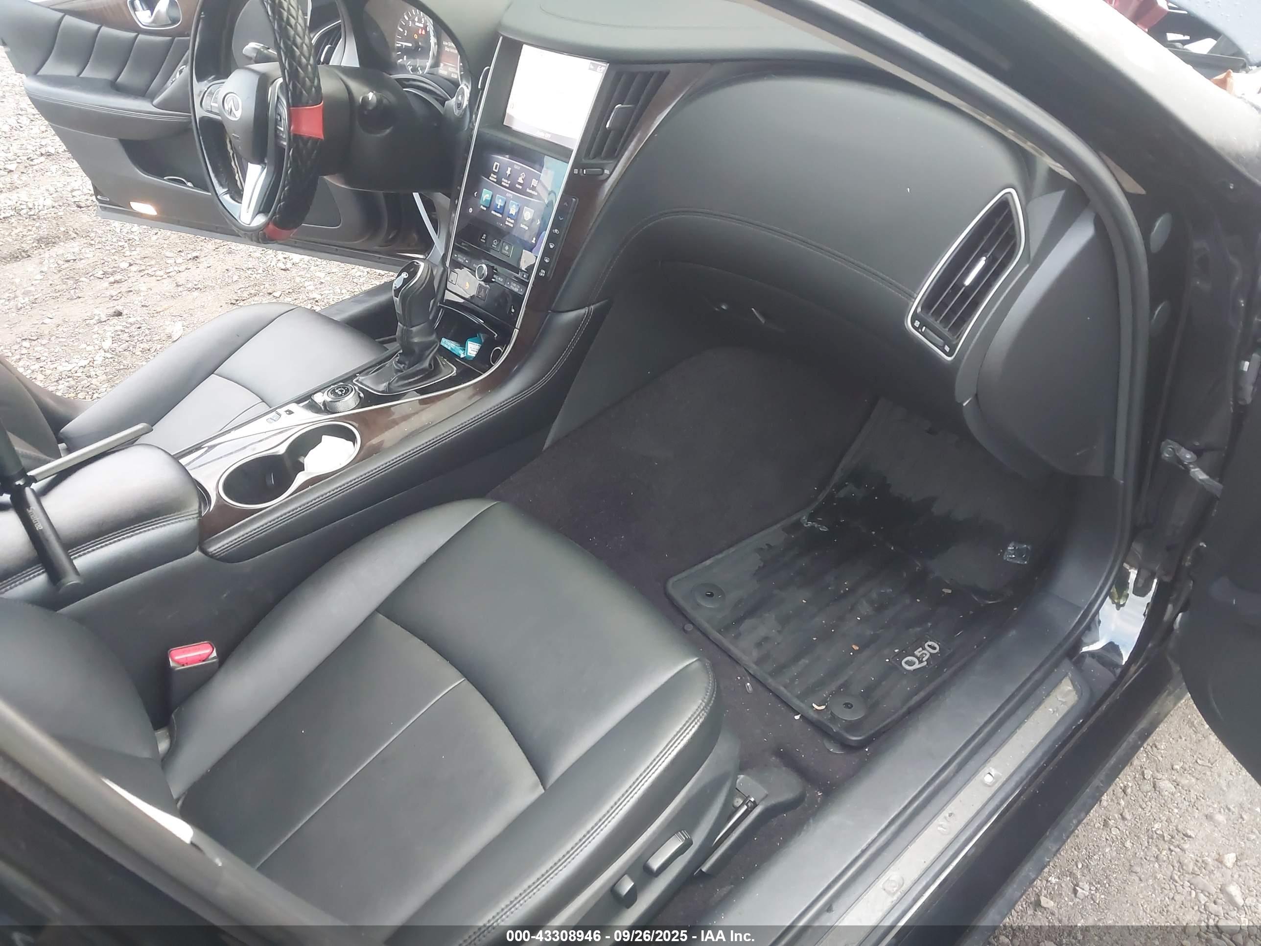 INFINITI Q50 image 5
