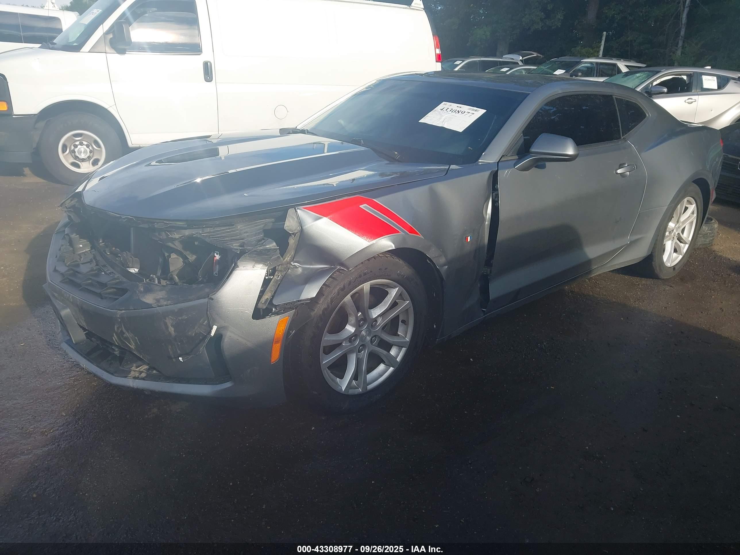 CHEVROLET CAMARO image 2