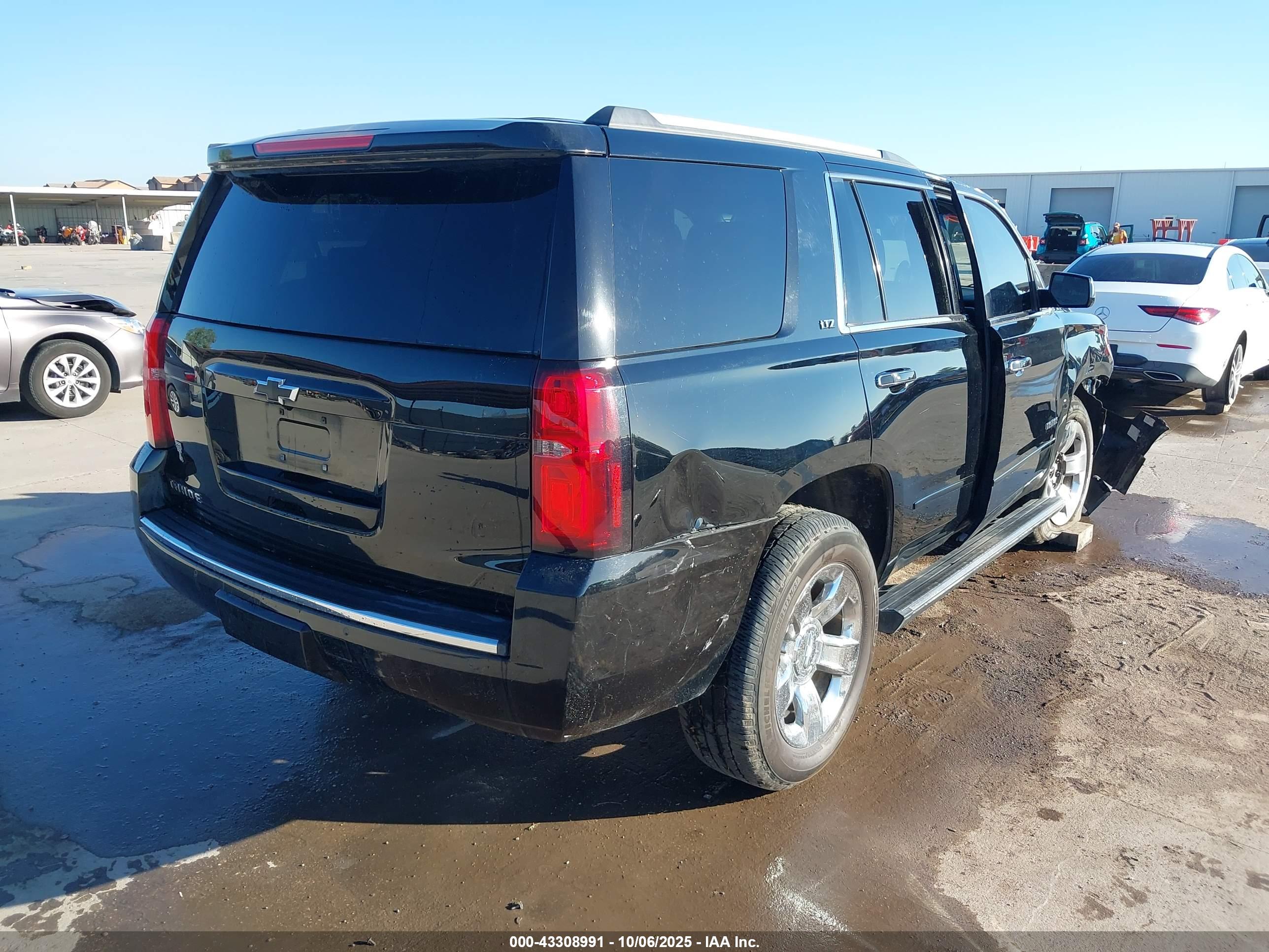 CHEVROLET TAHOE image 4