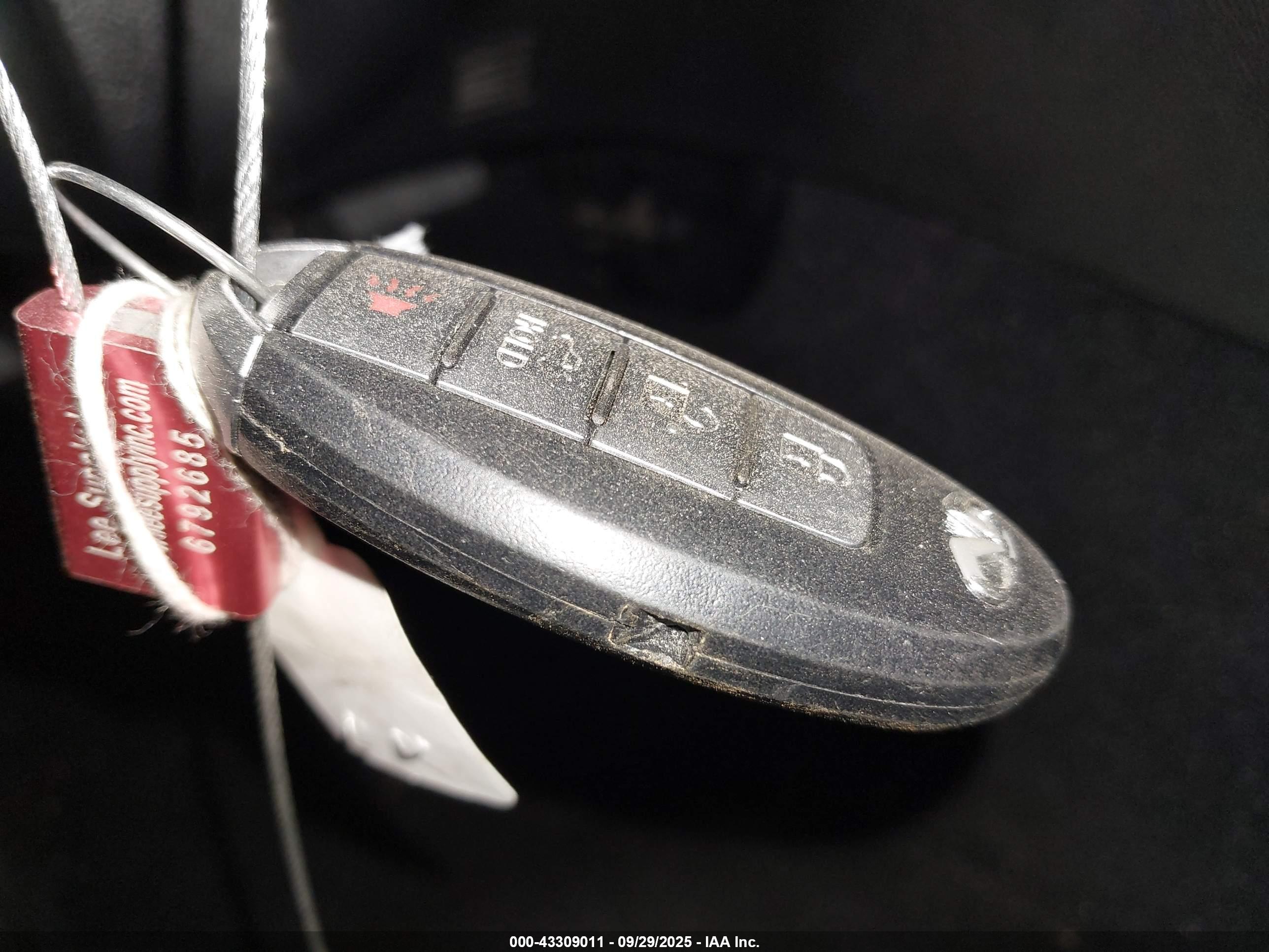 INFINITI G37X image 11