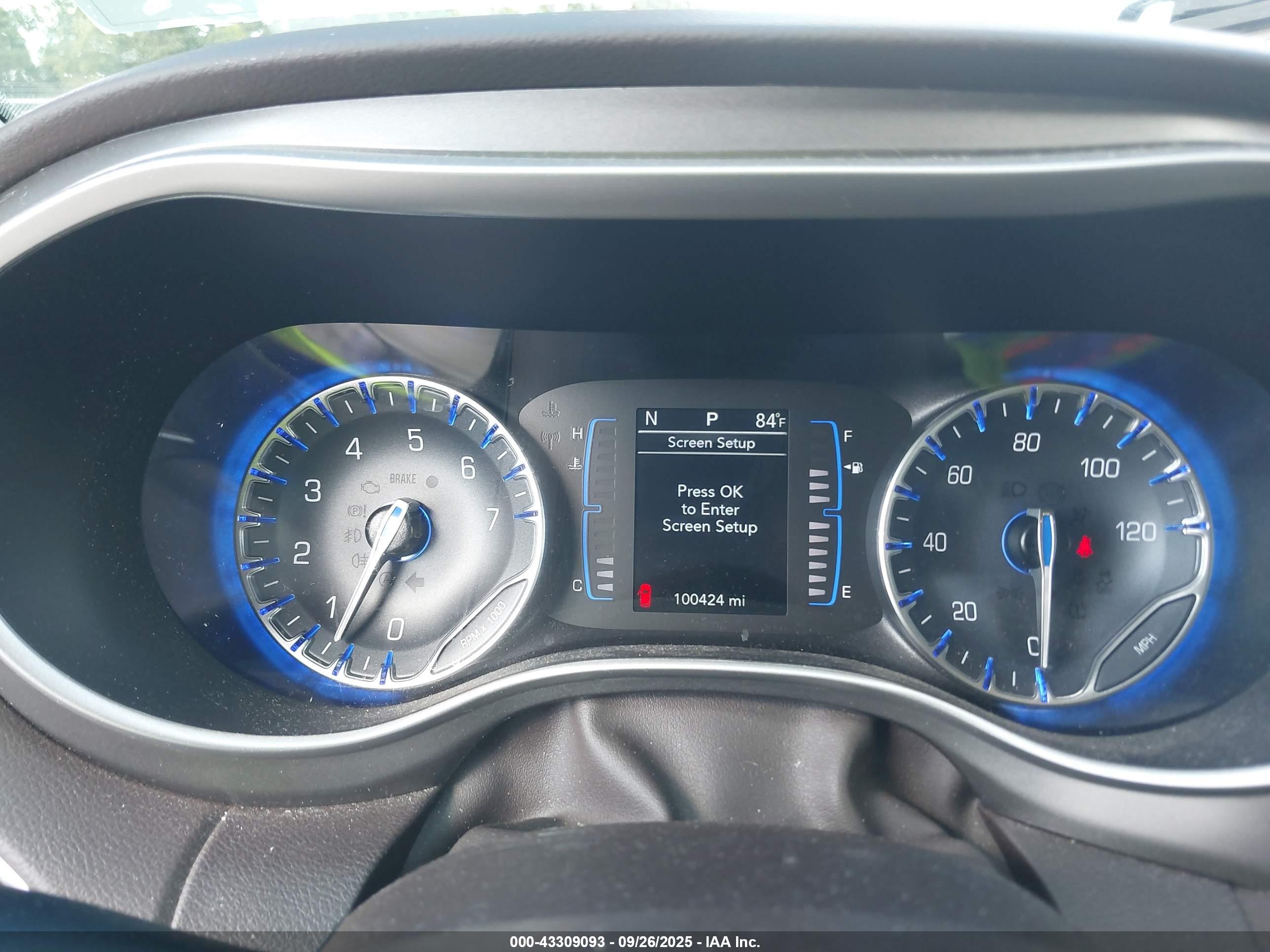 CHRYSLER VOYAGER image 7