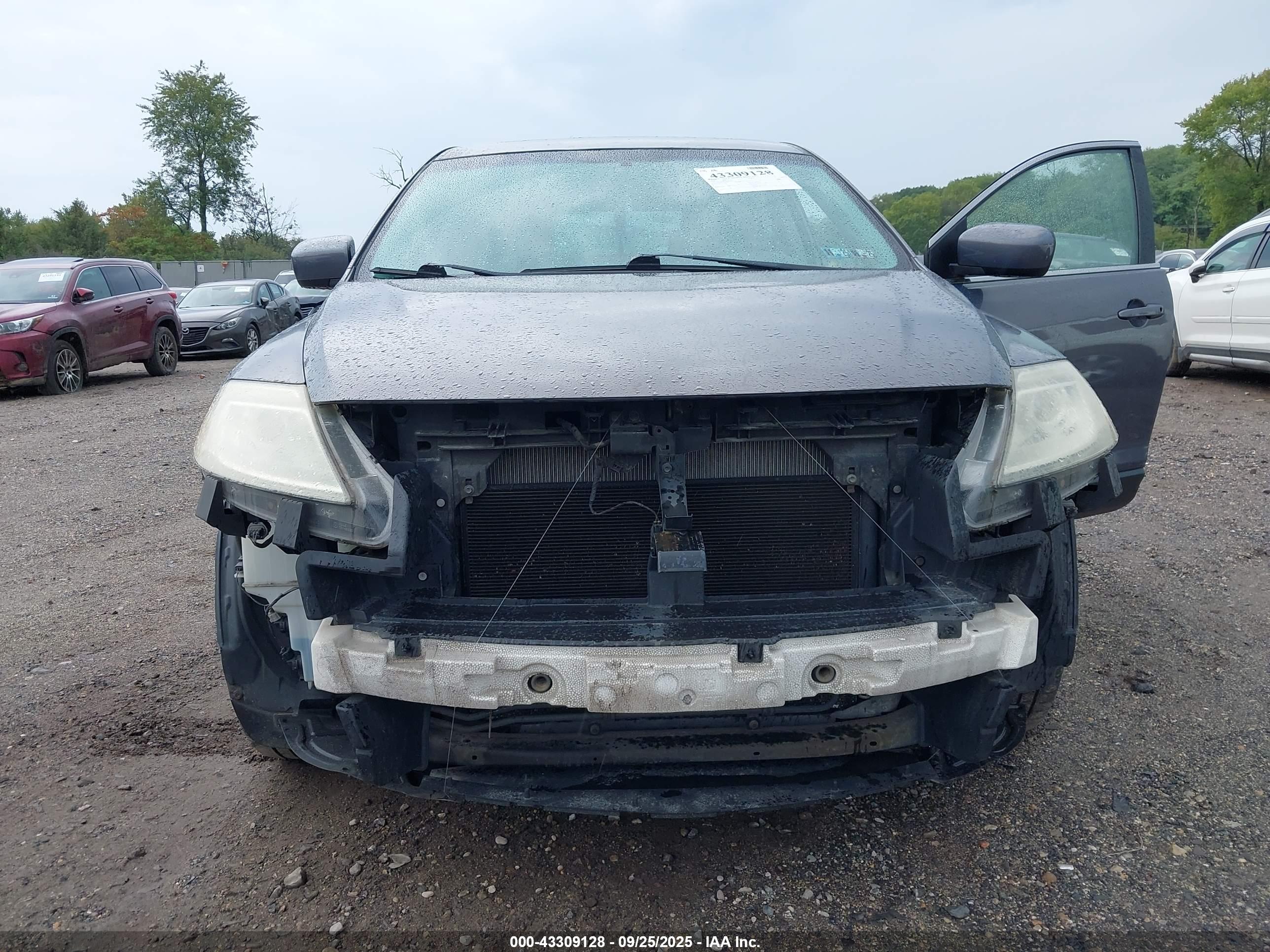 MAZDA CX-9 image 6