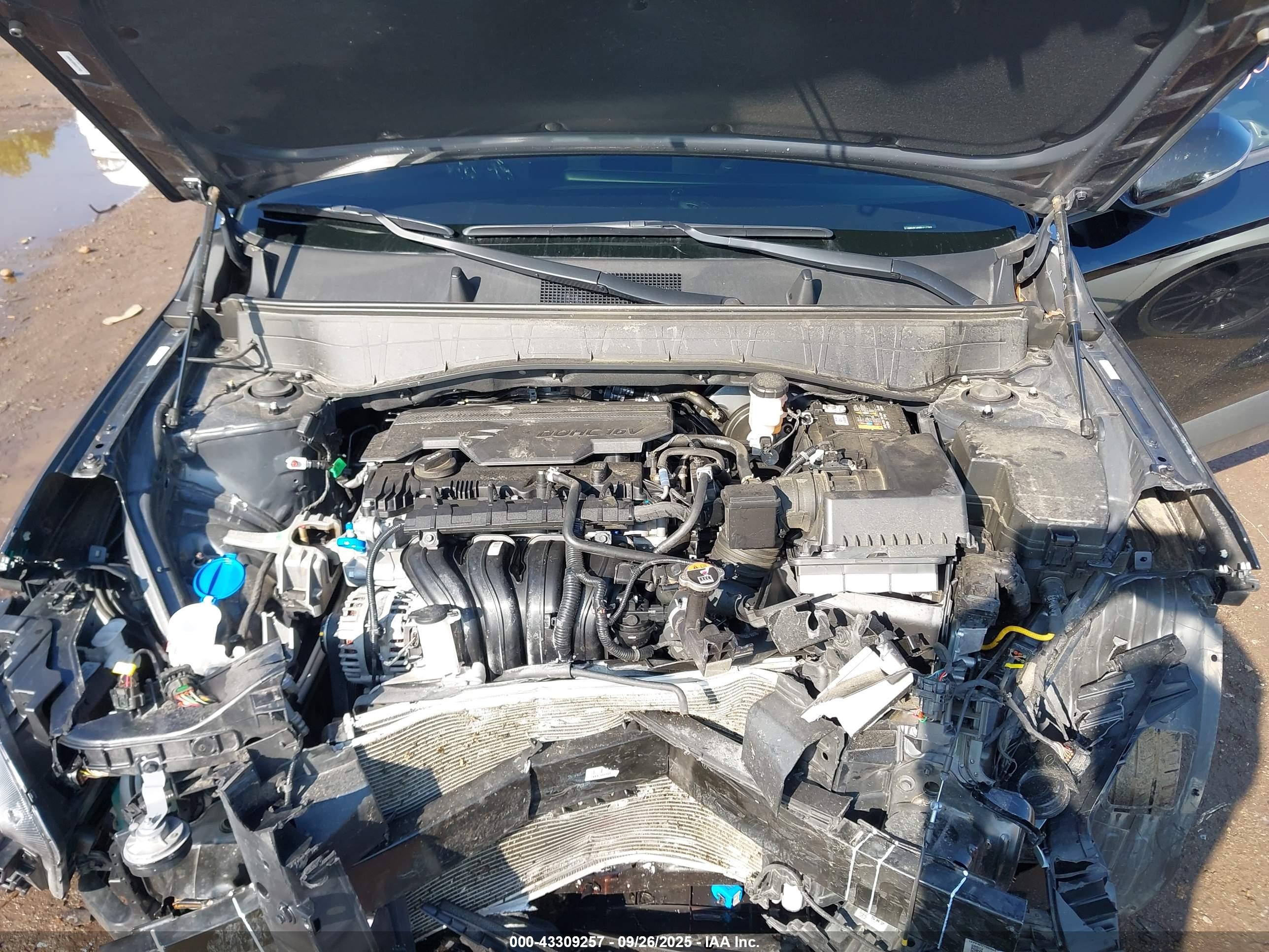 HYUNDAI KONA image 10