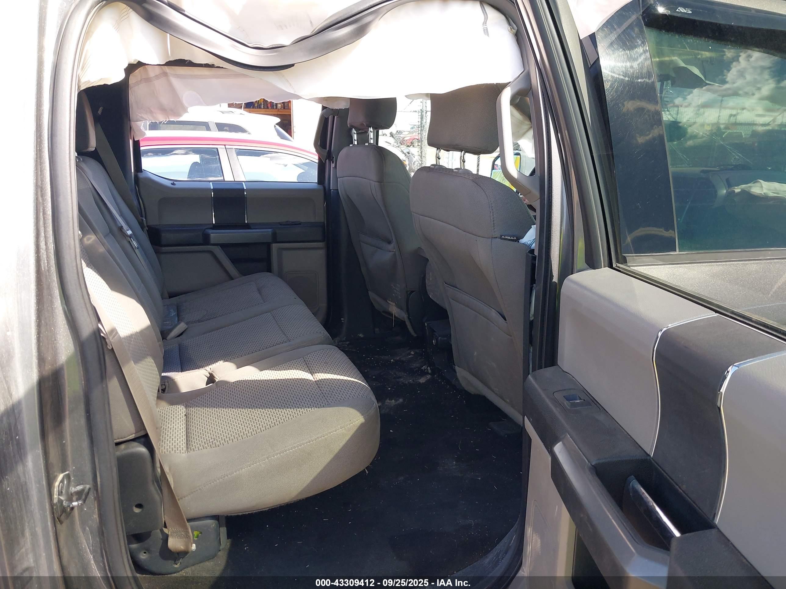 FORD F-150 image 8