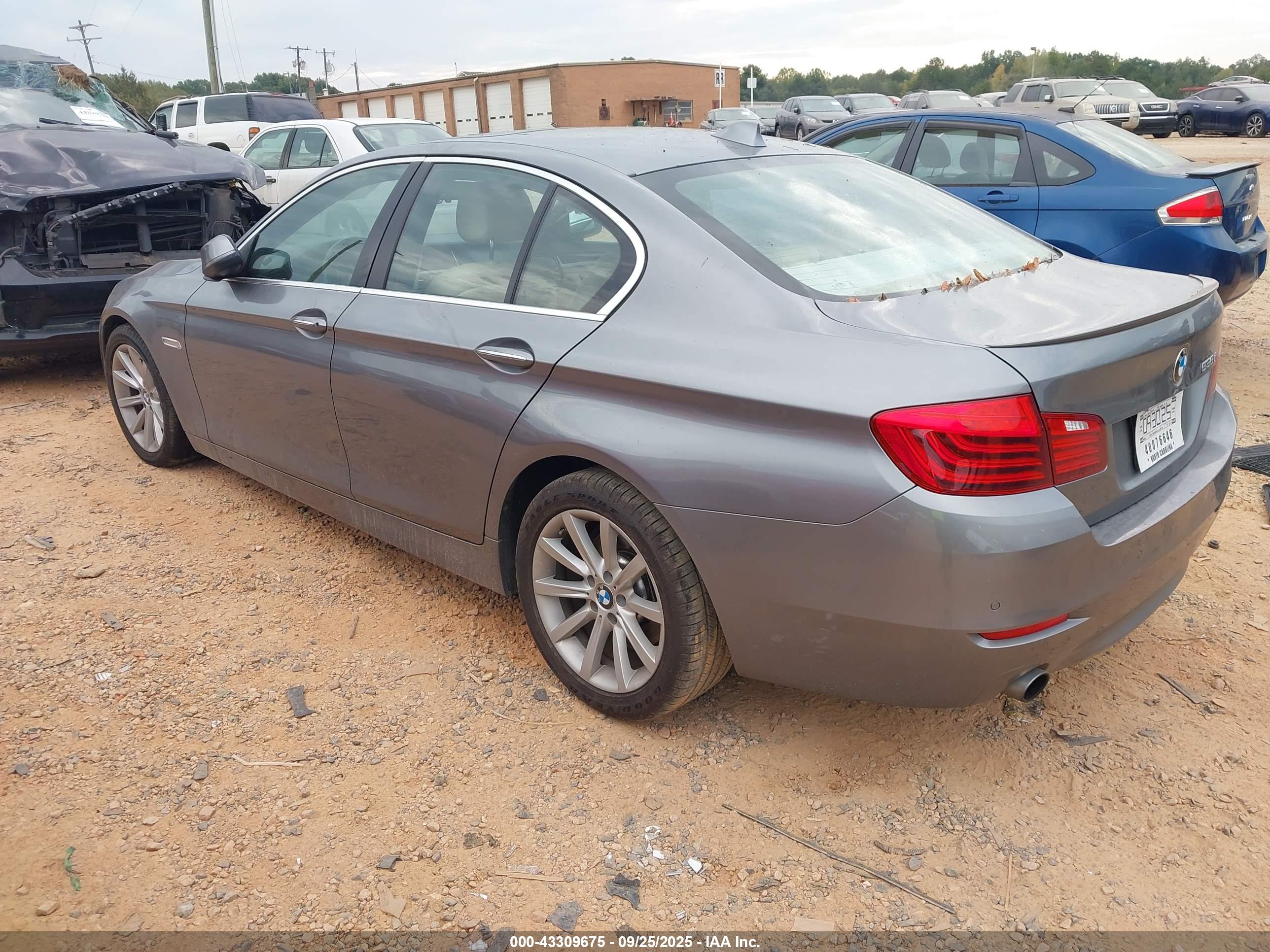 BMW 535I image 3
