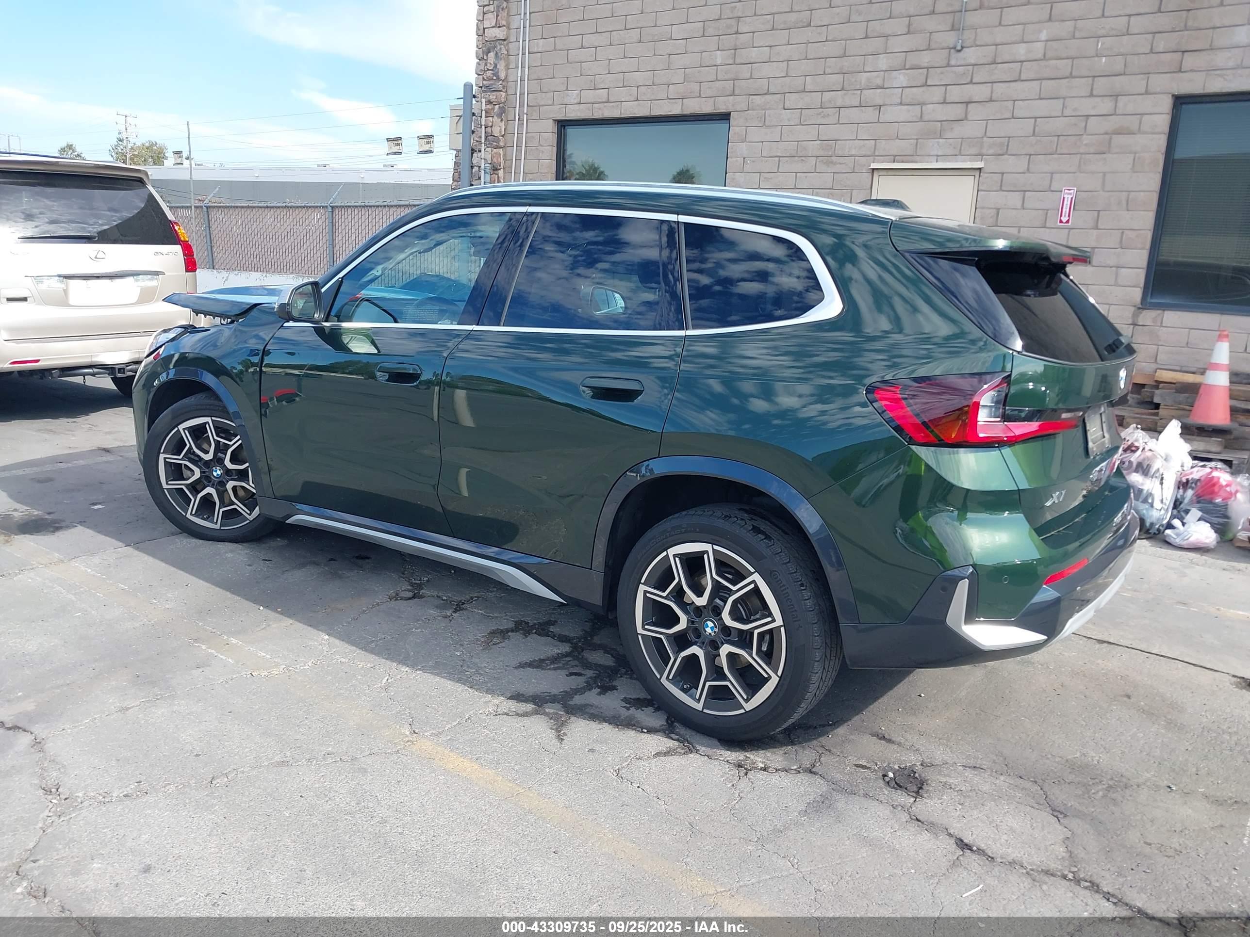 BMW X1 image 3