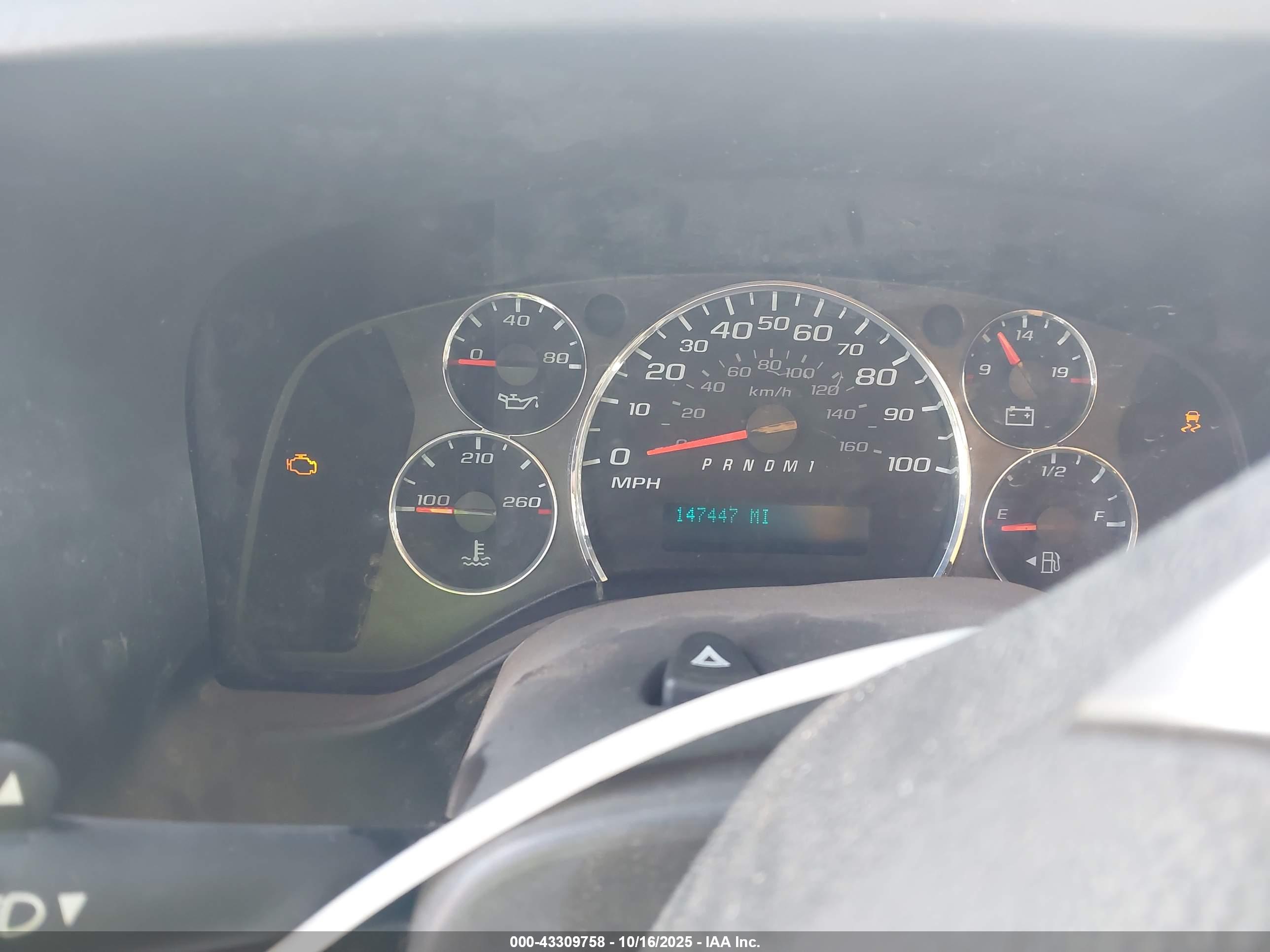 CHEVROLET EXPRESS image 6