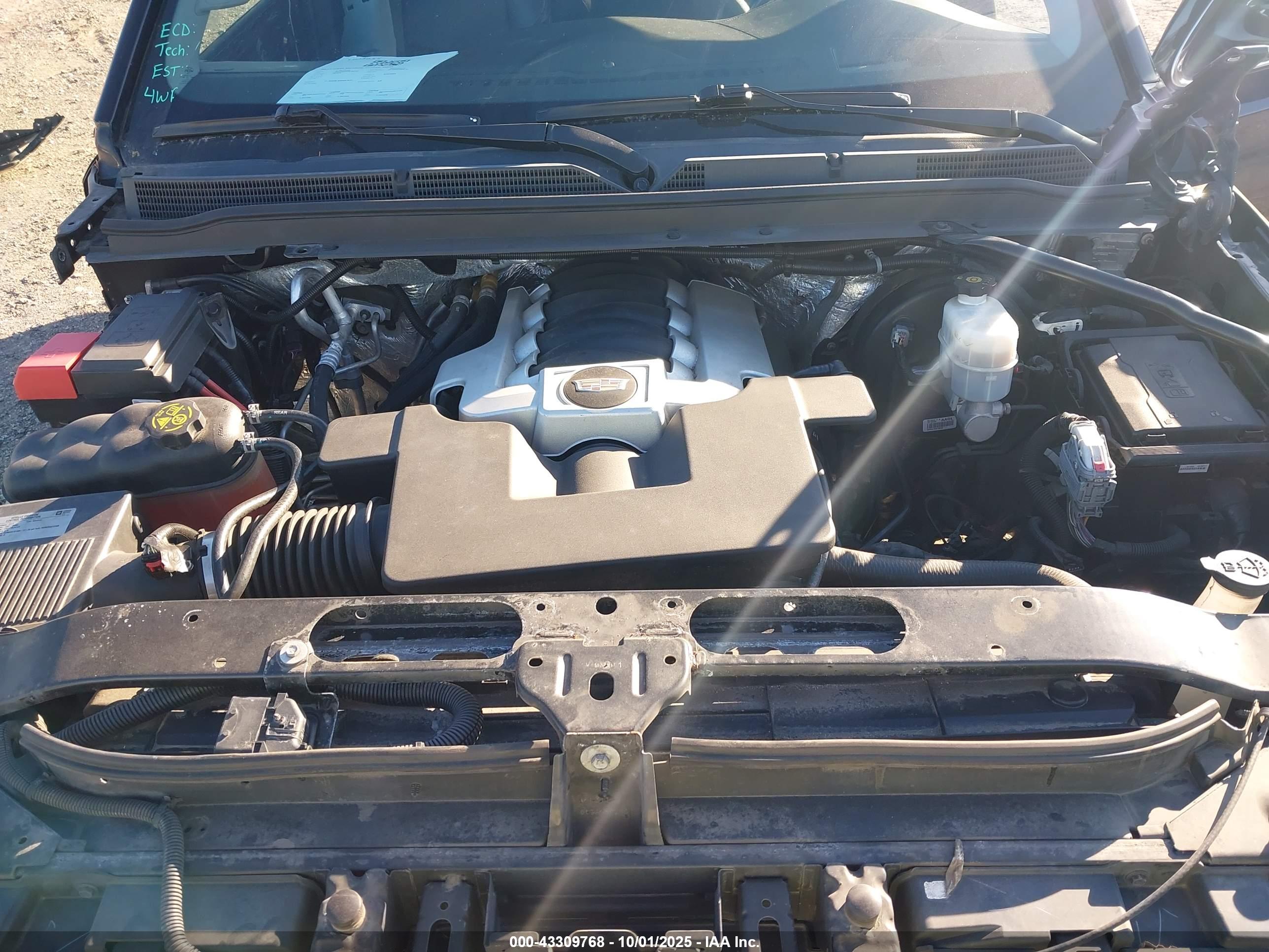 CADILLAC ESCALADE image 10