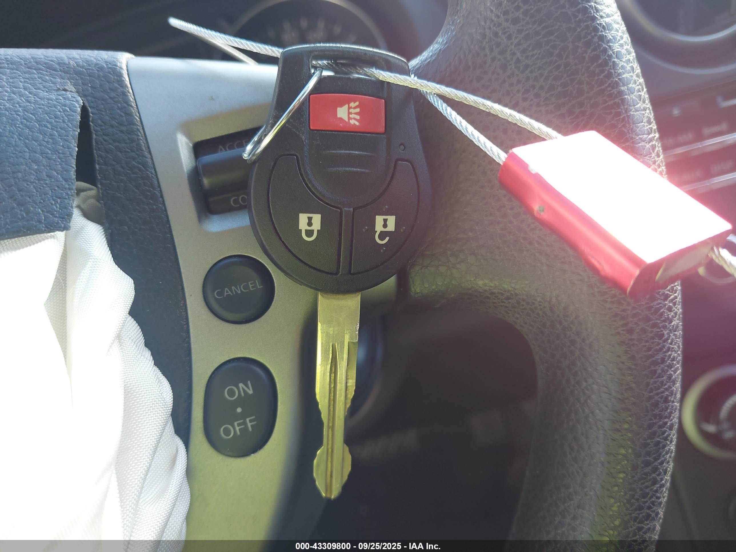 NISSAN ROGUE image 11