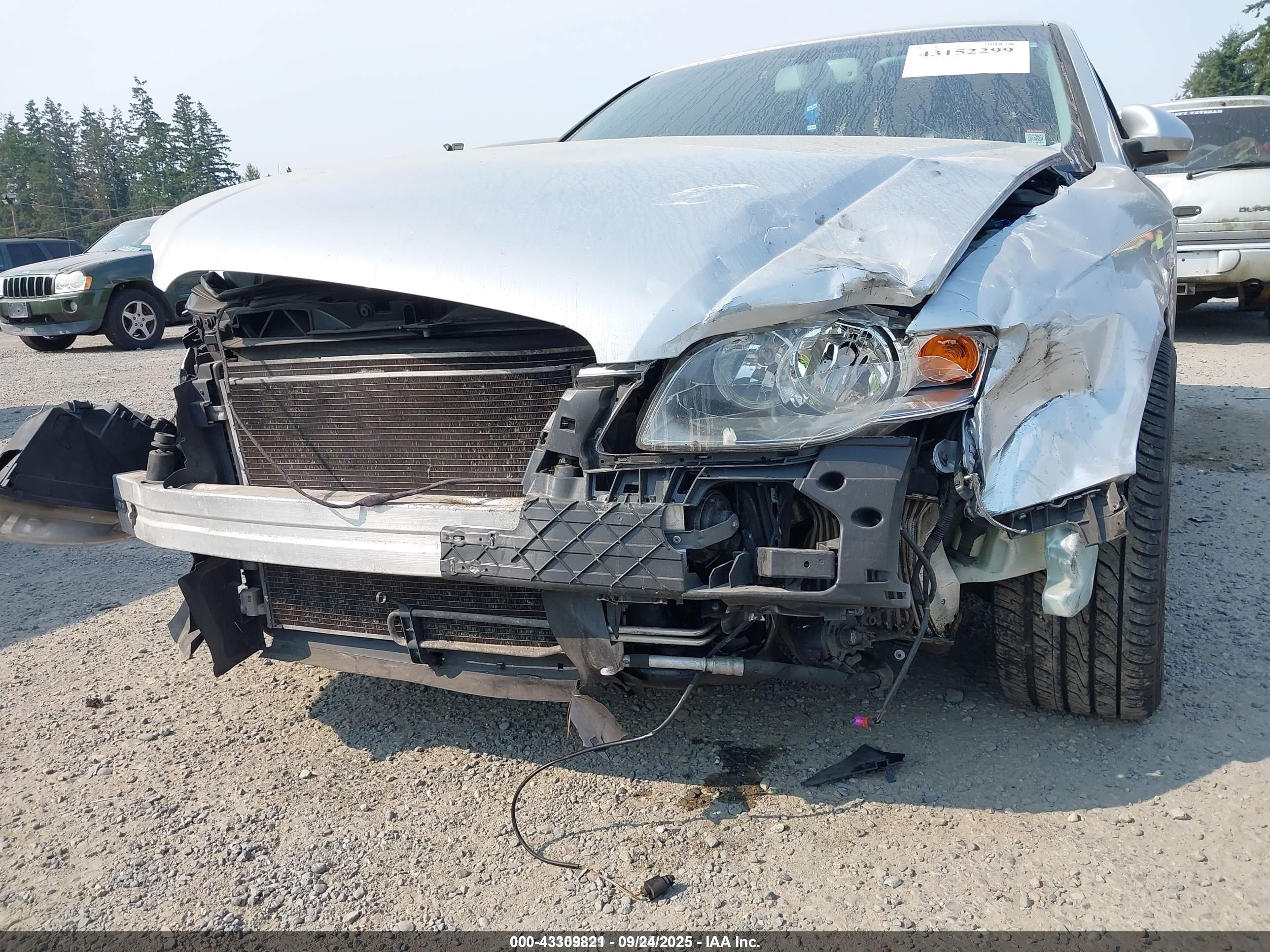 AUDI A4 image 6