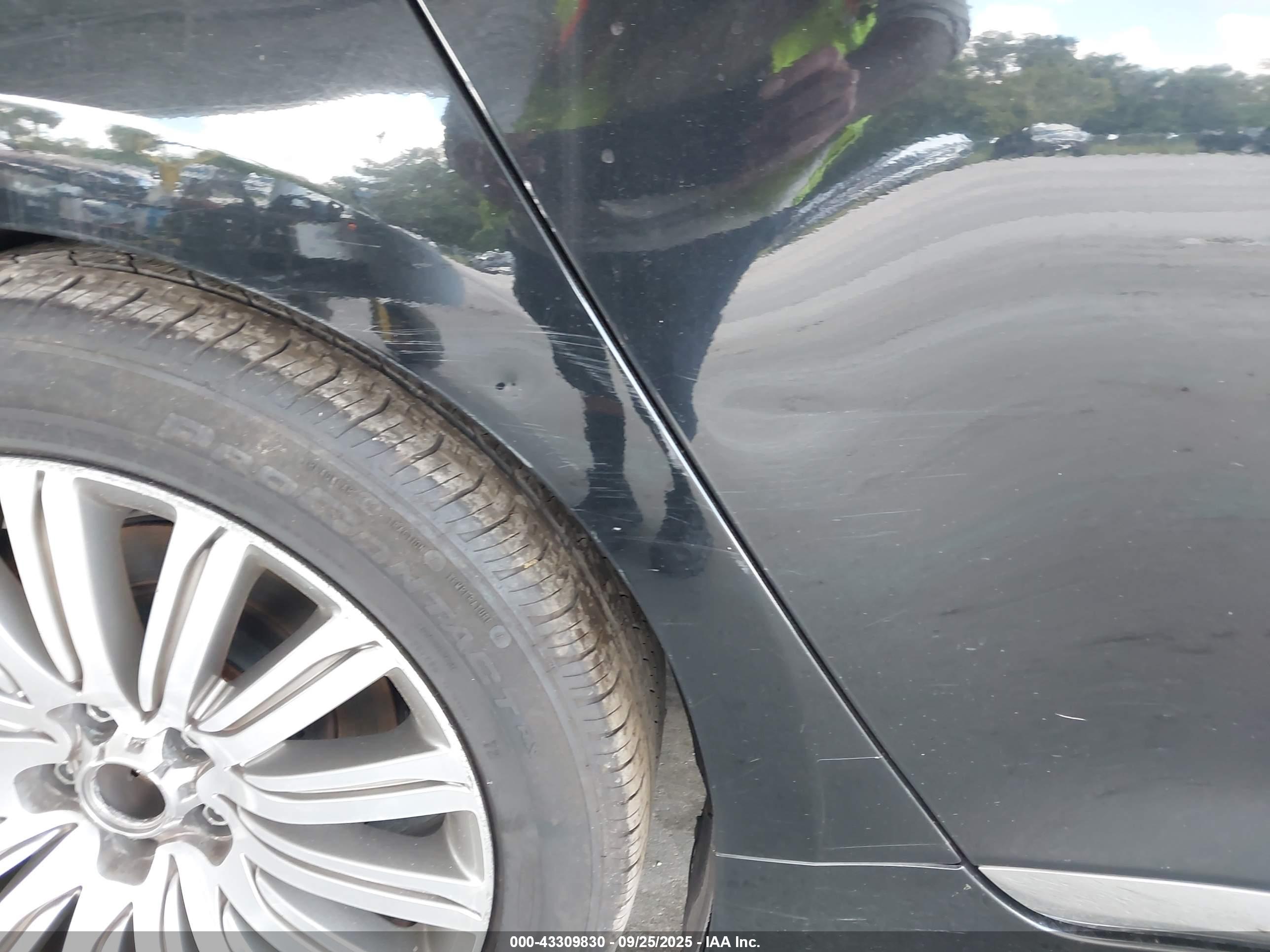 KIA K900 image 6