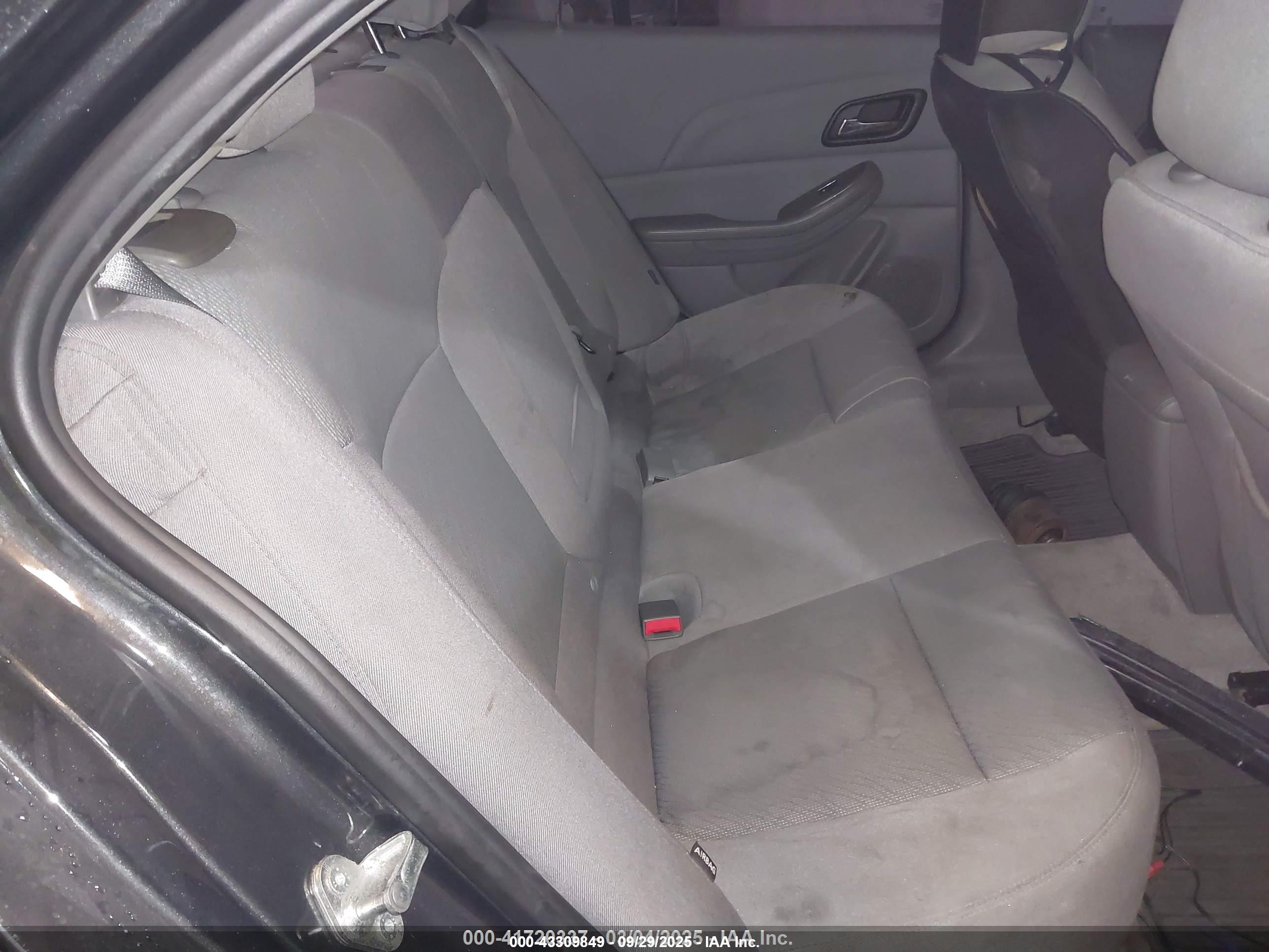 CHEVROLET MALIBU image 8