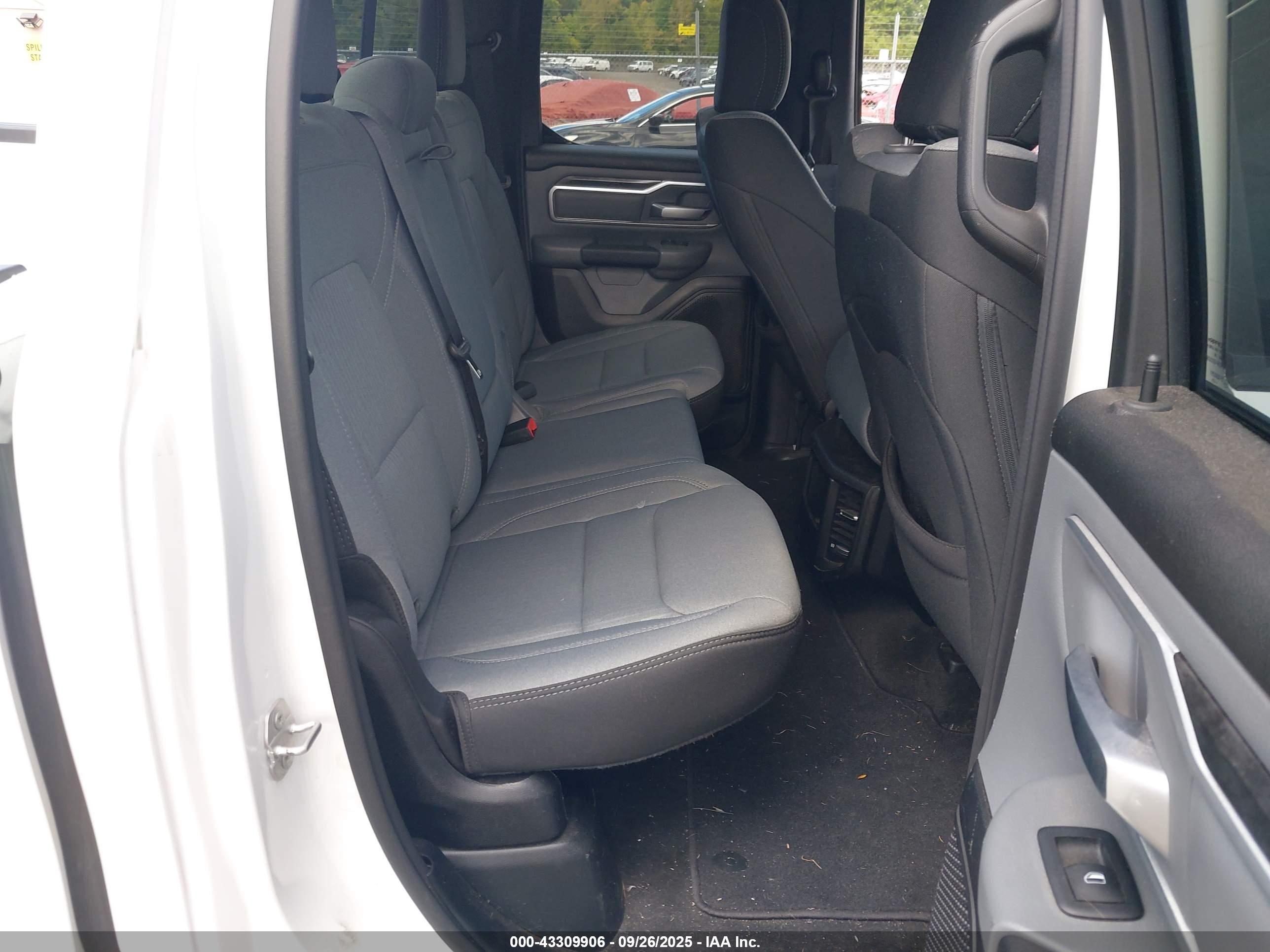 RAM 1500 image 8