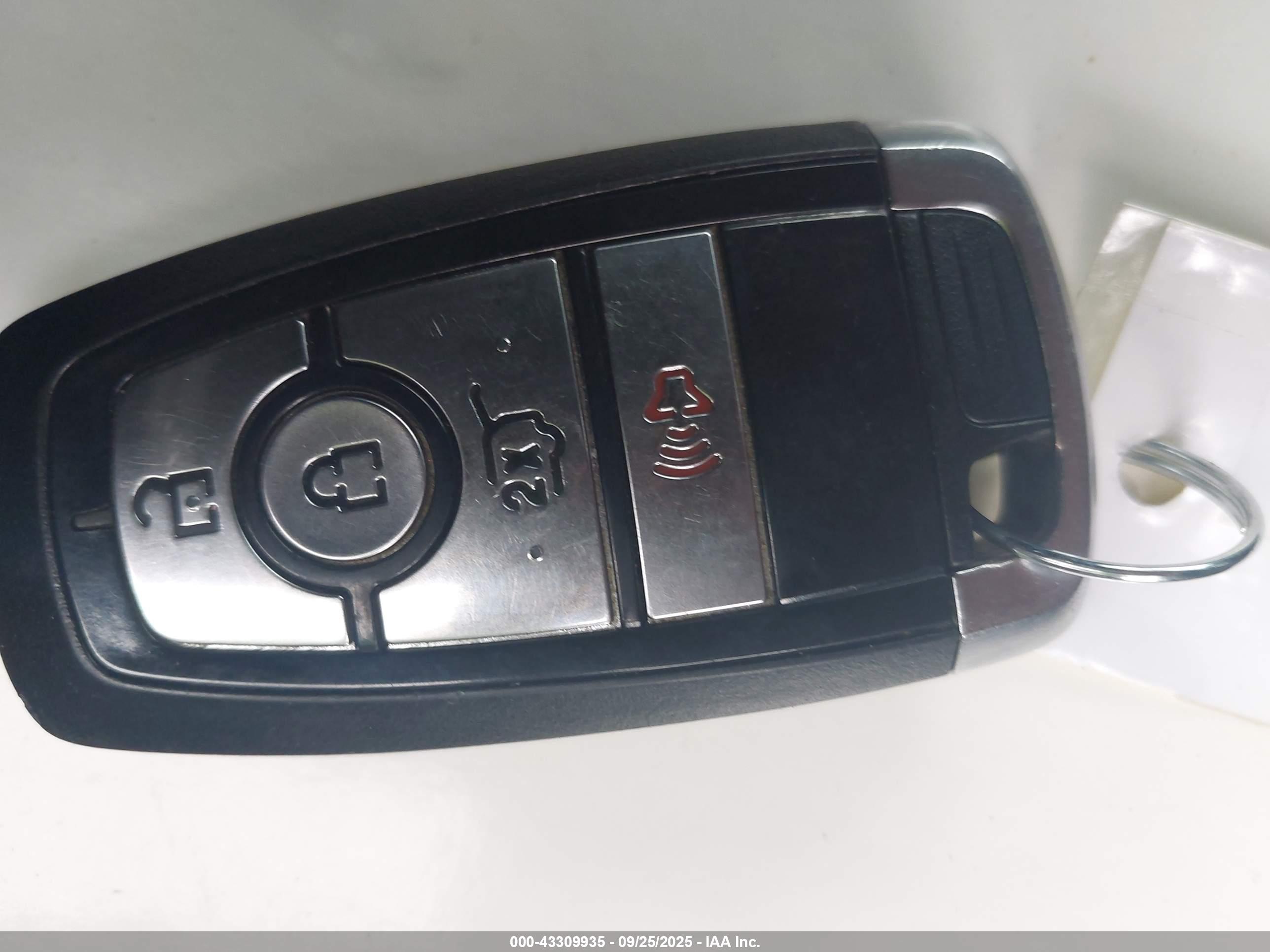 FORD EXPLORER image 11