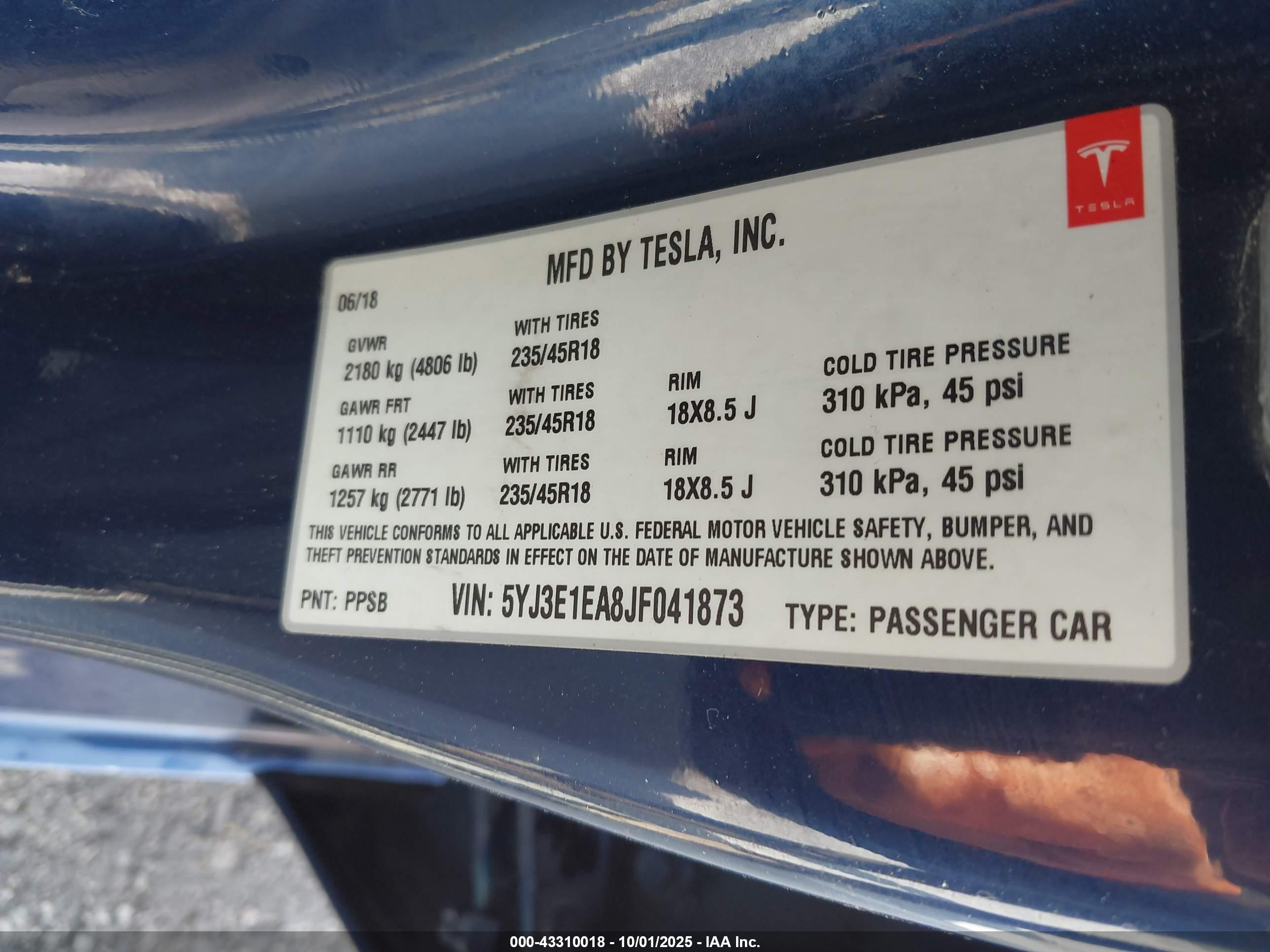 TESLA MODEL image 9