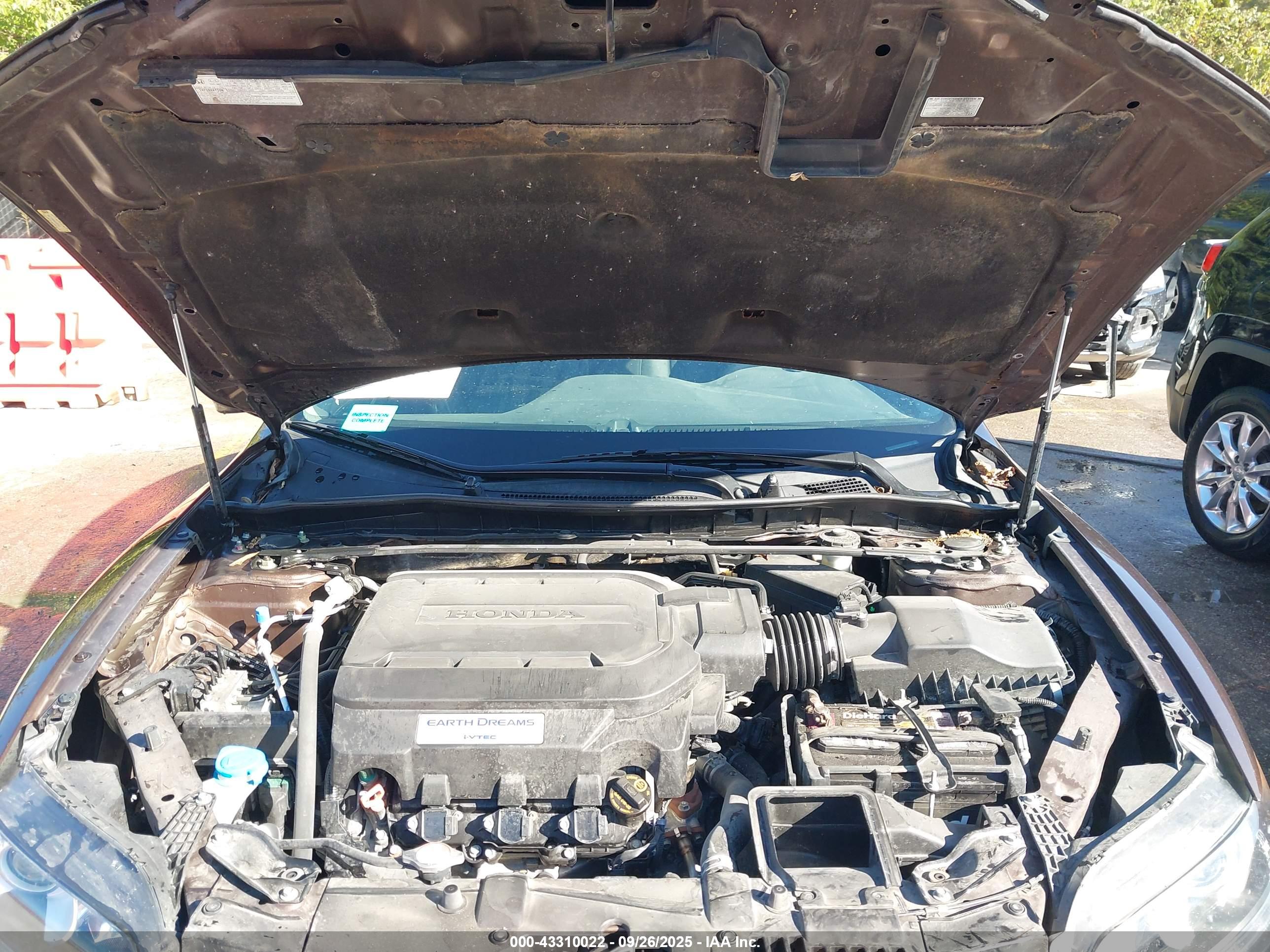 HONDA ACCORD image 10