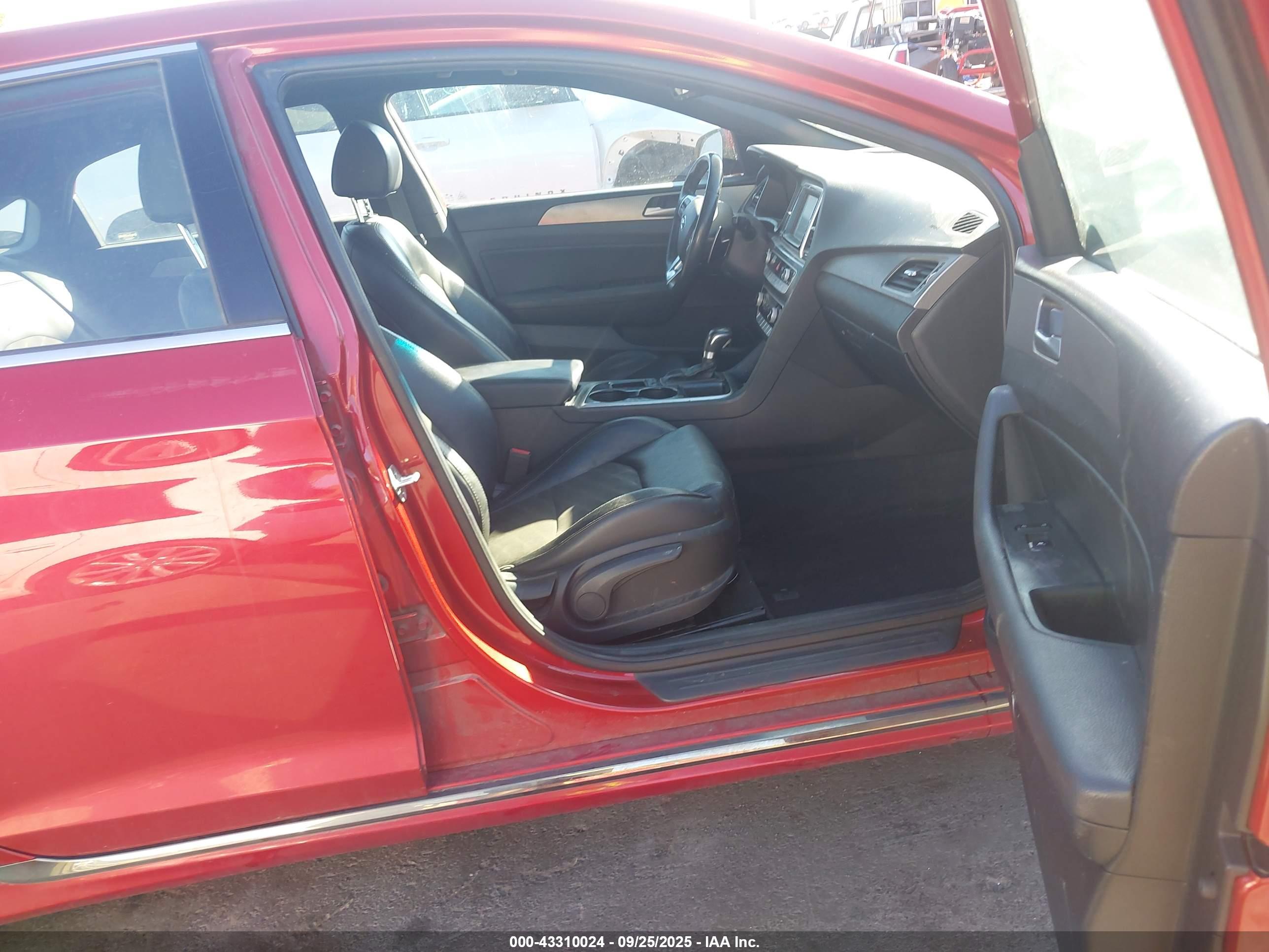HYUNDAI SONATA image 5