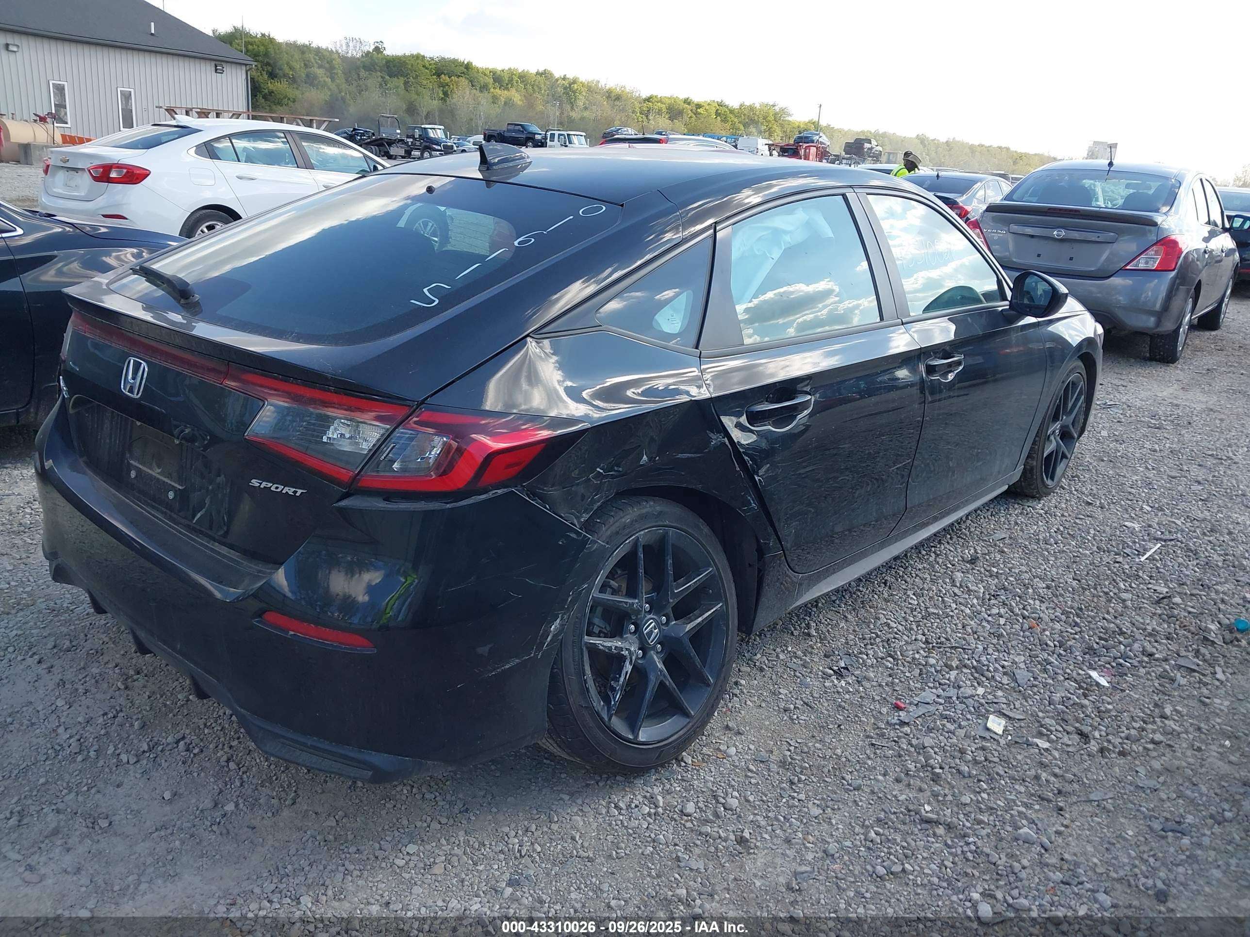 HONDA CIVIC image 4