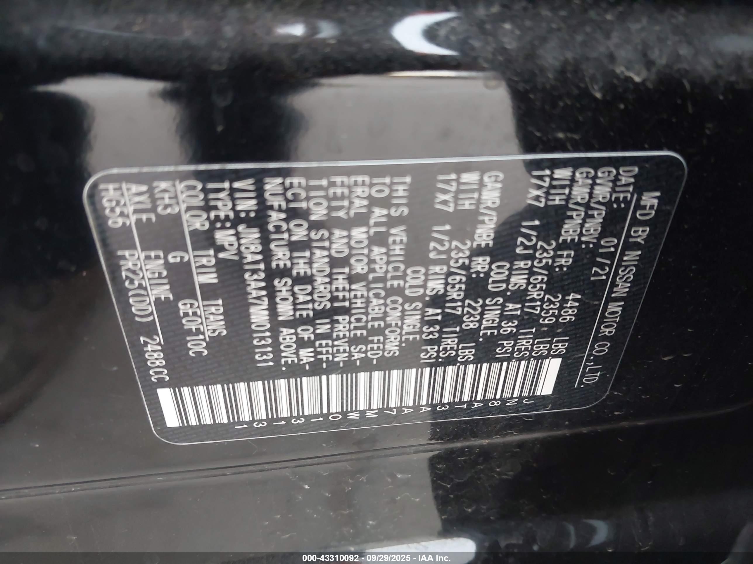 NISSAN ROGUE image 9