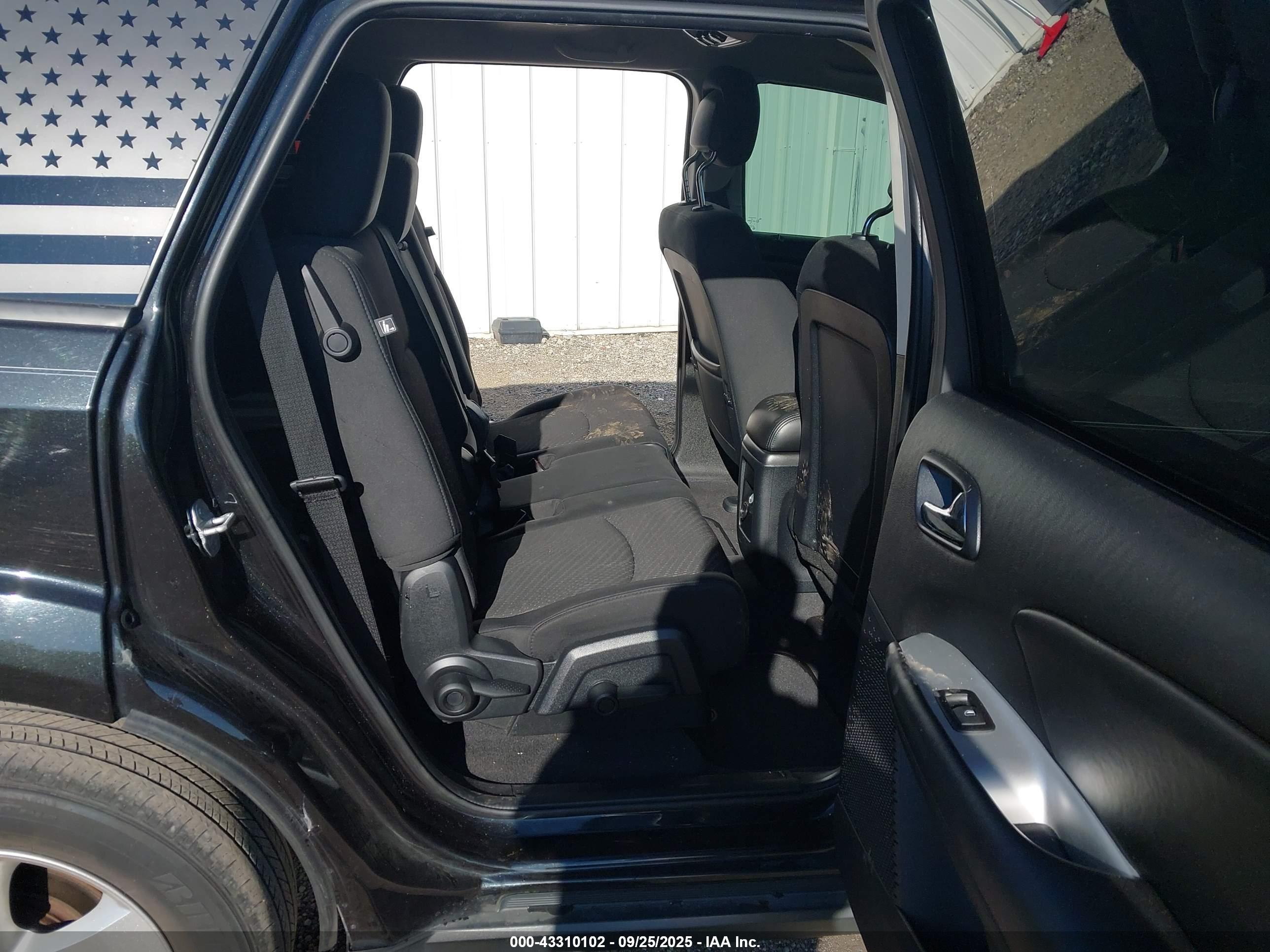 DODGE JOURNEY image 8