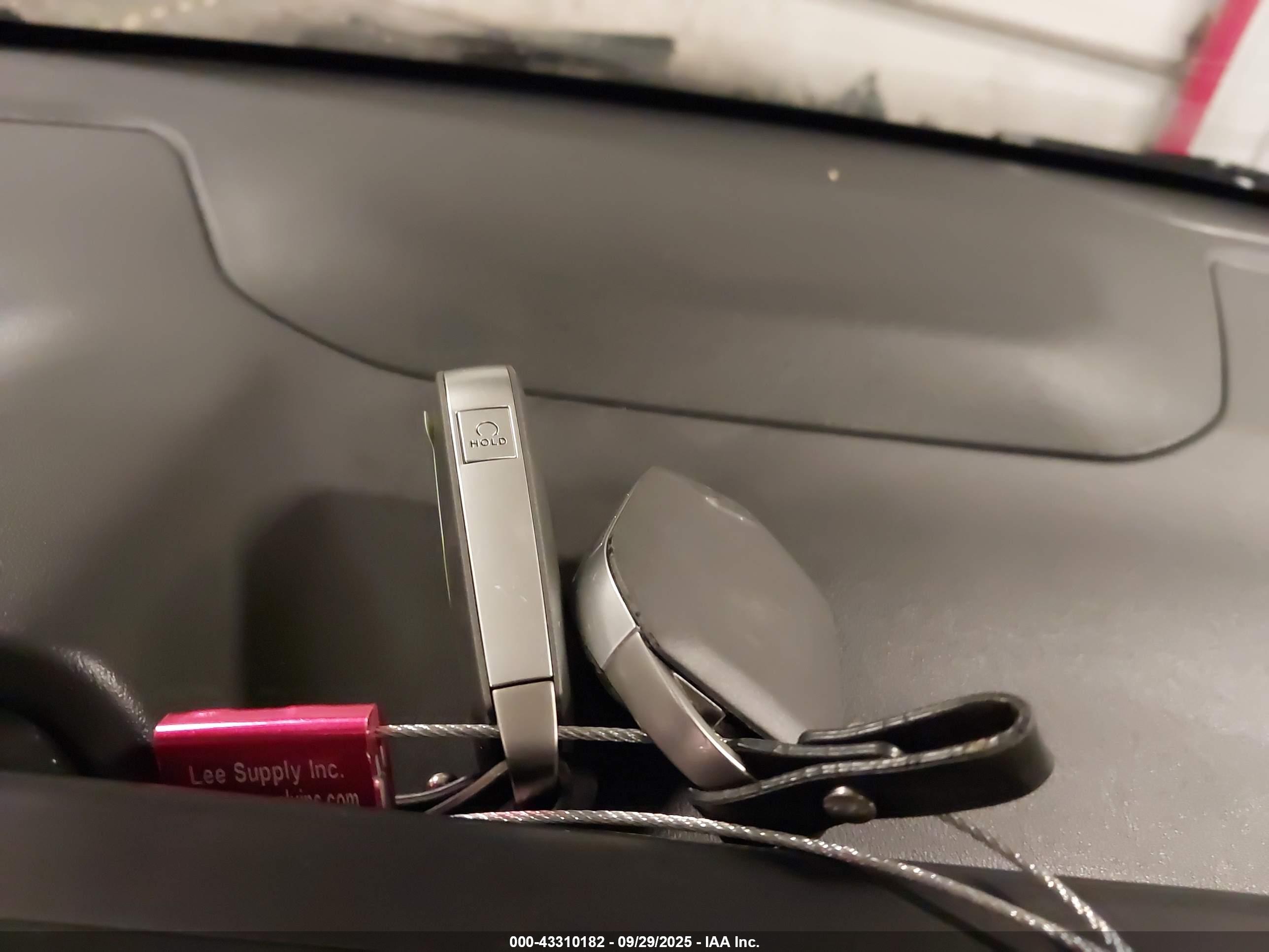 KIA K4 image 11