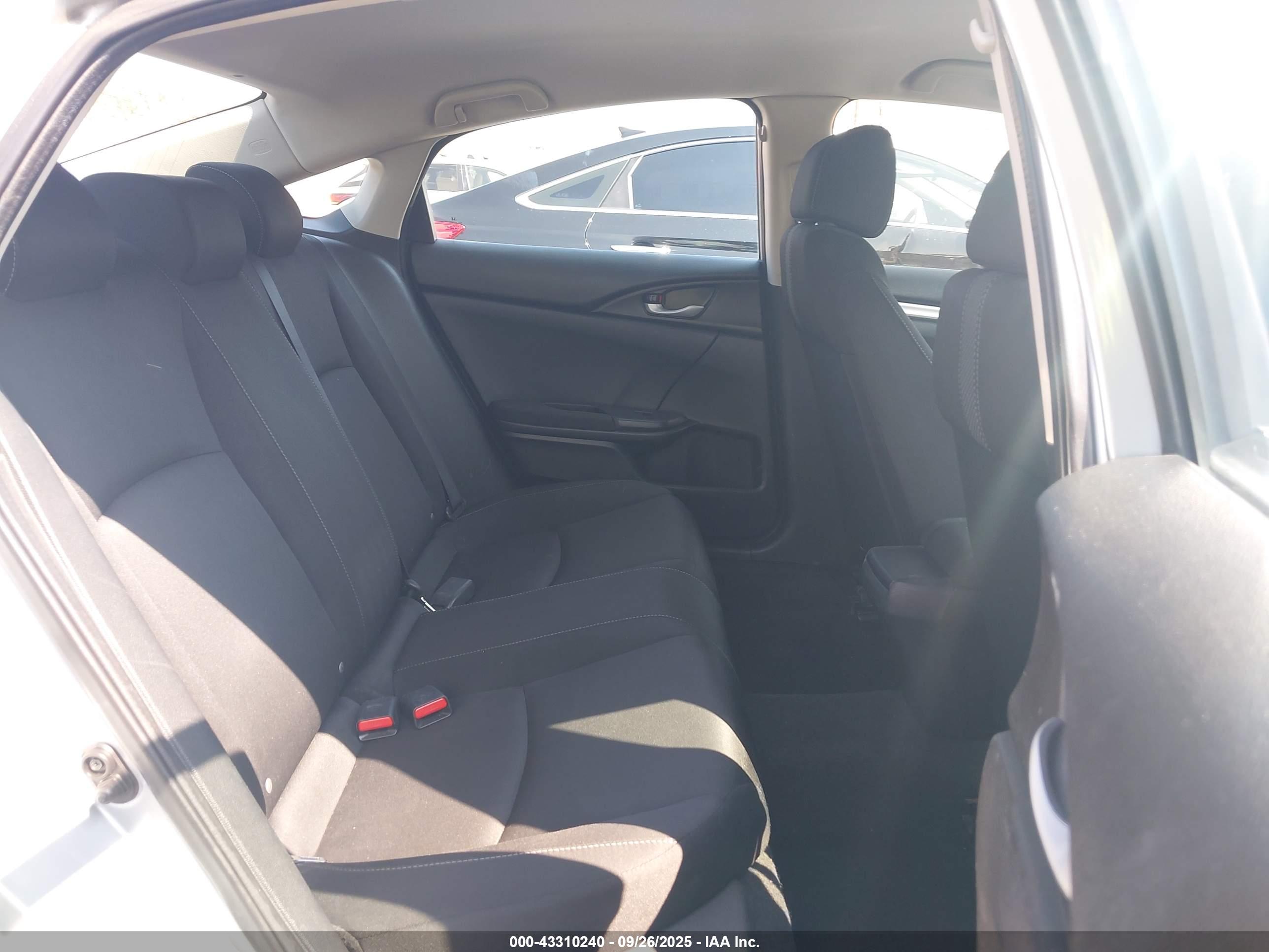HONDA CIVIC image 8