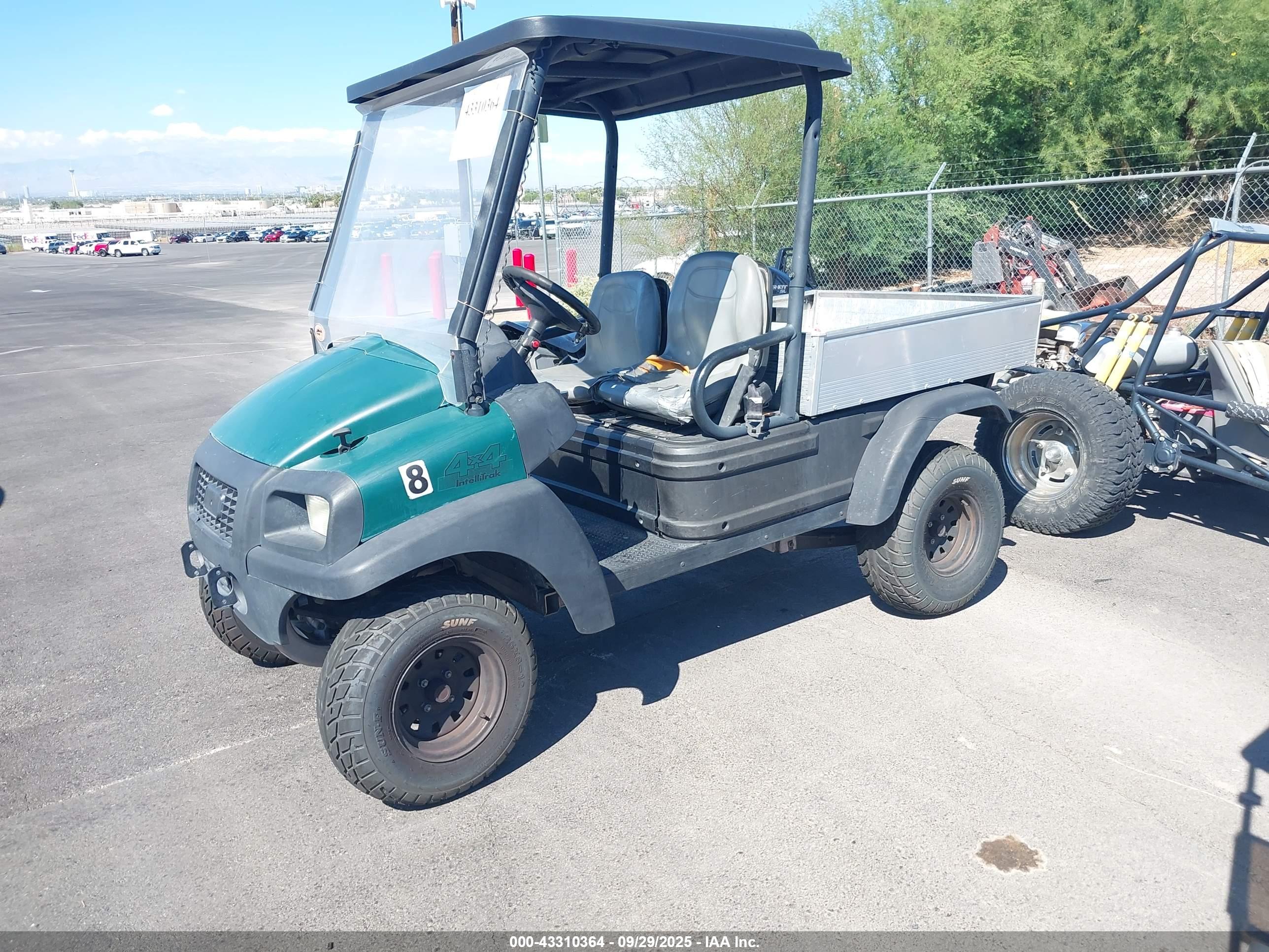 CLUB CAR image 2