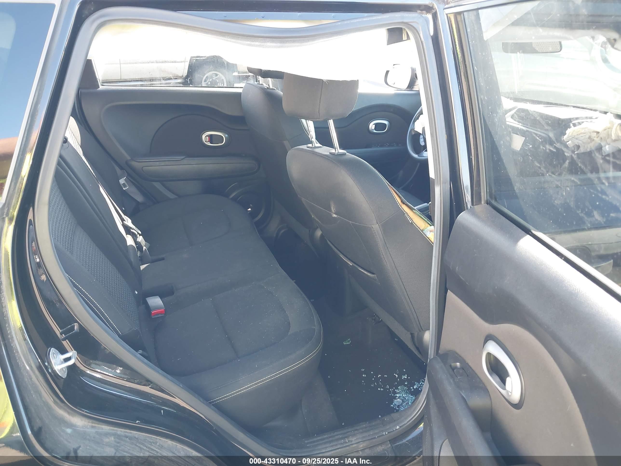 KIA SOUL image 8