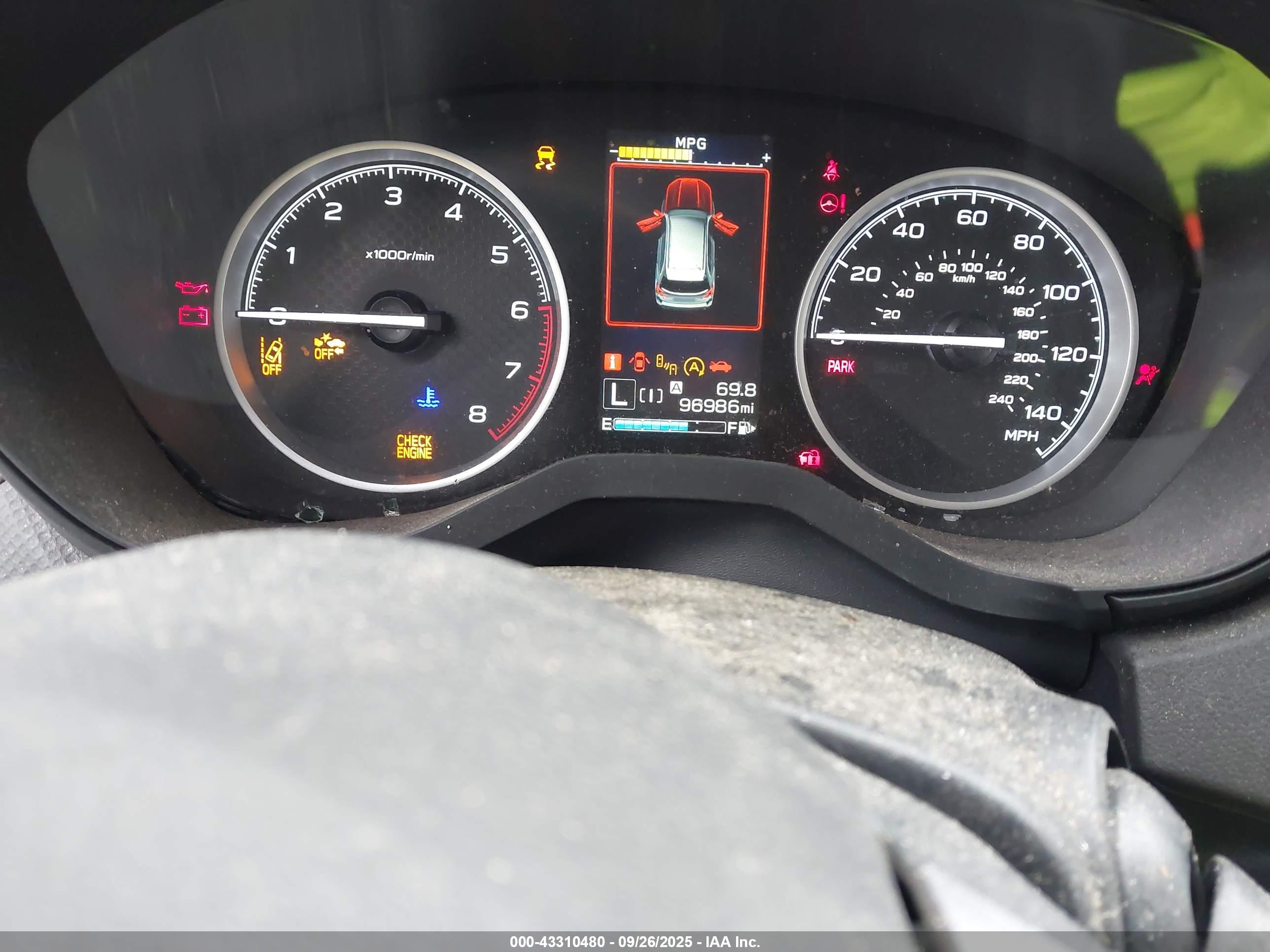 SUBARU FORESTER image 7